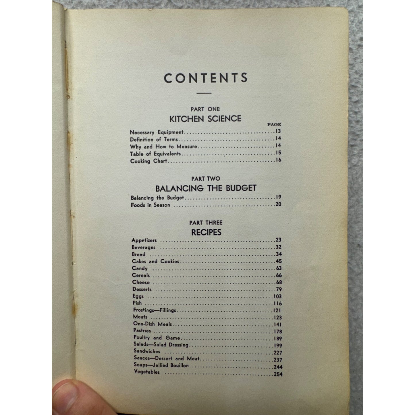 Vintage Chicago Daily News Cookbook Culinary Guide Retro Kitchen Reference #9653