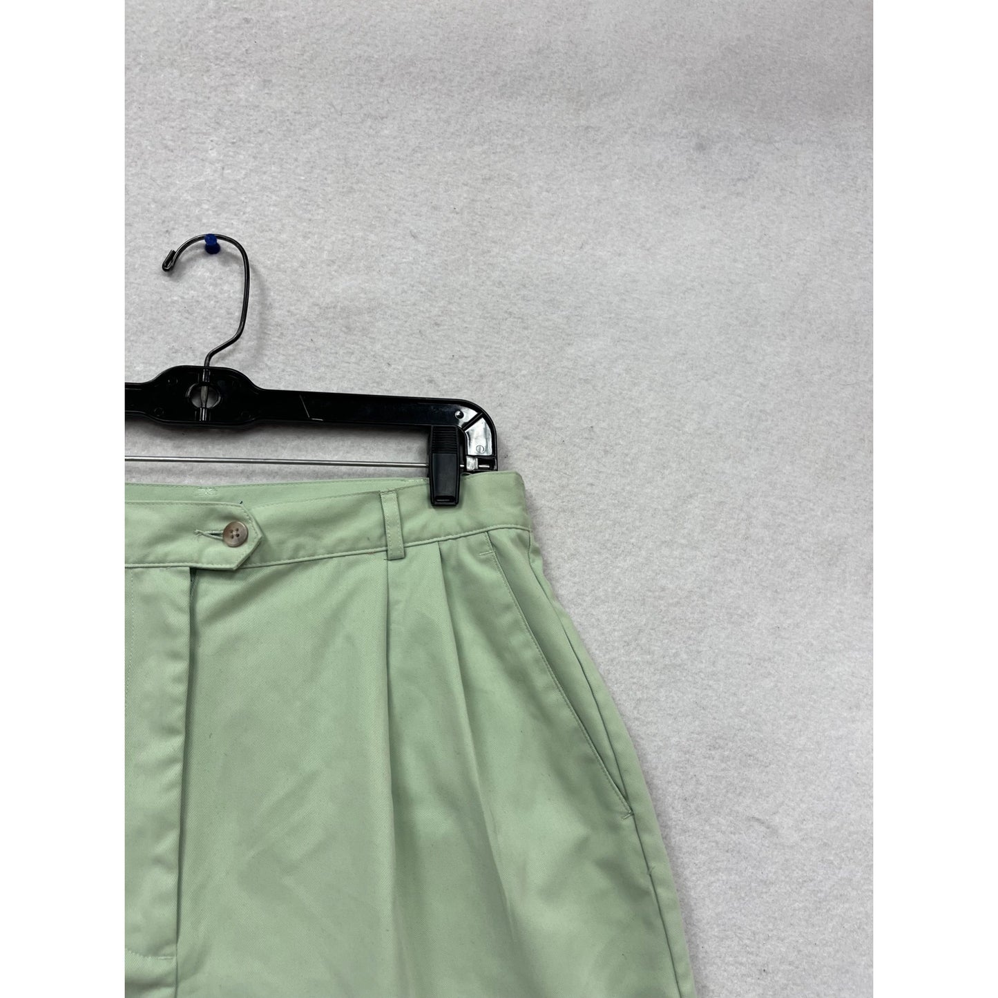 Izod Mint Green High-Waisted Pleated Shorts Size 12 #563A