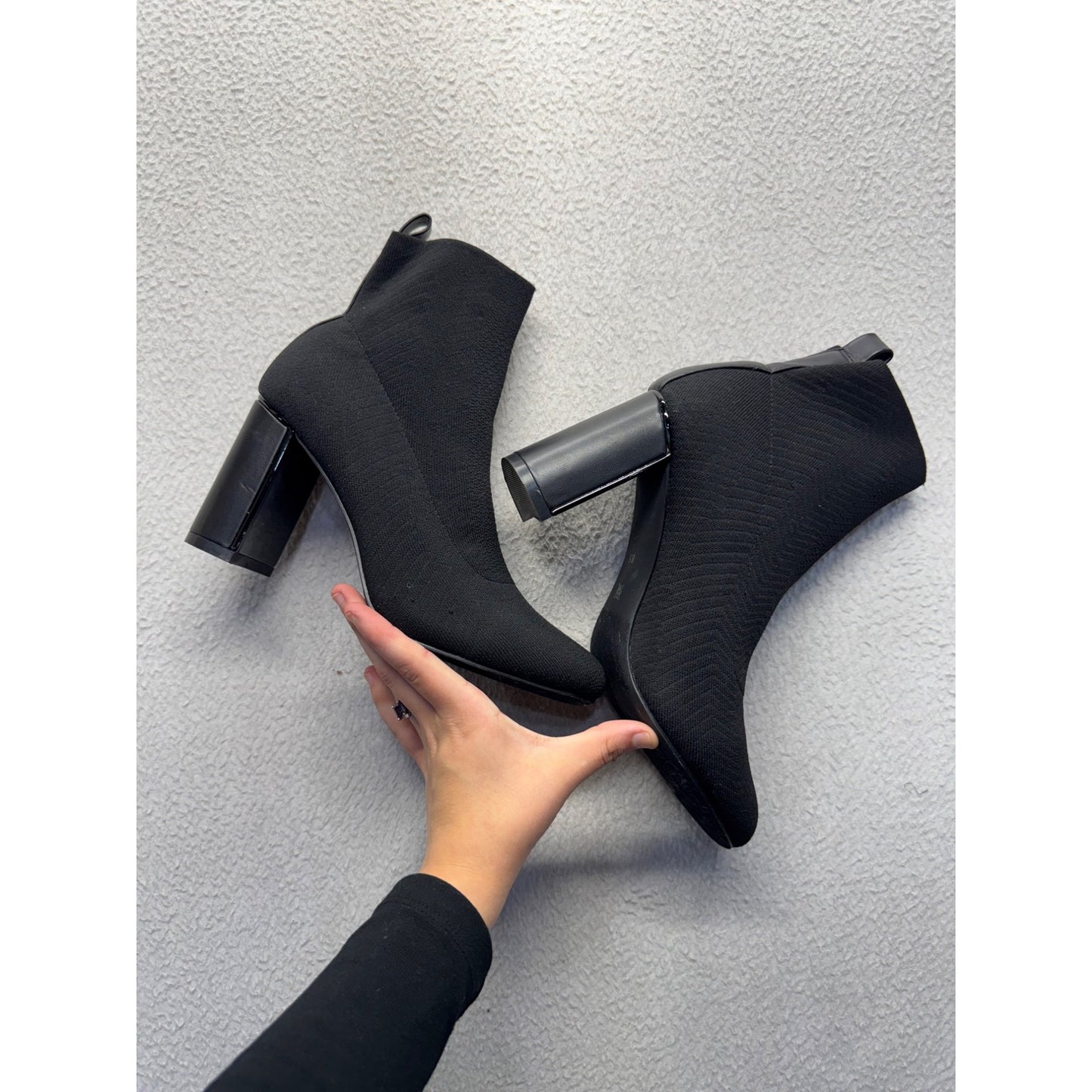 Black Knit Ankle Boots With Block Heels Size 8.5 #134B