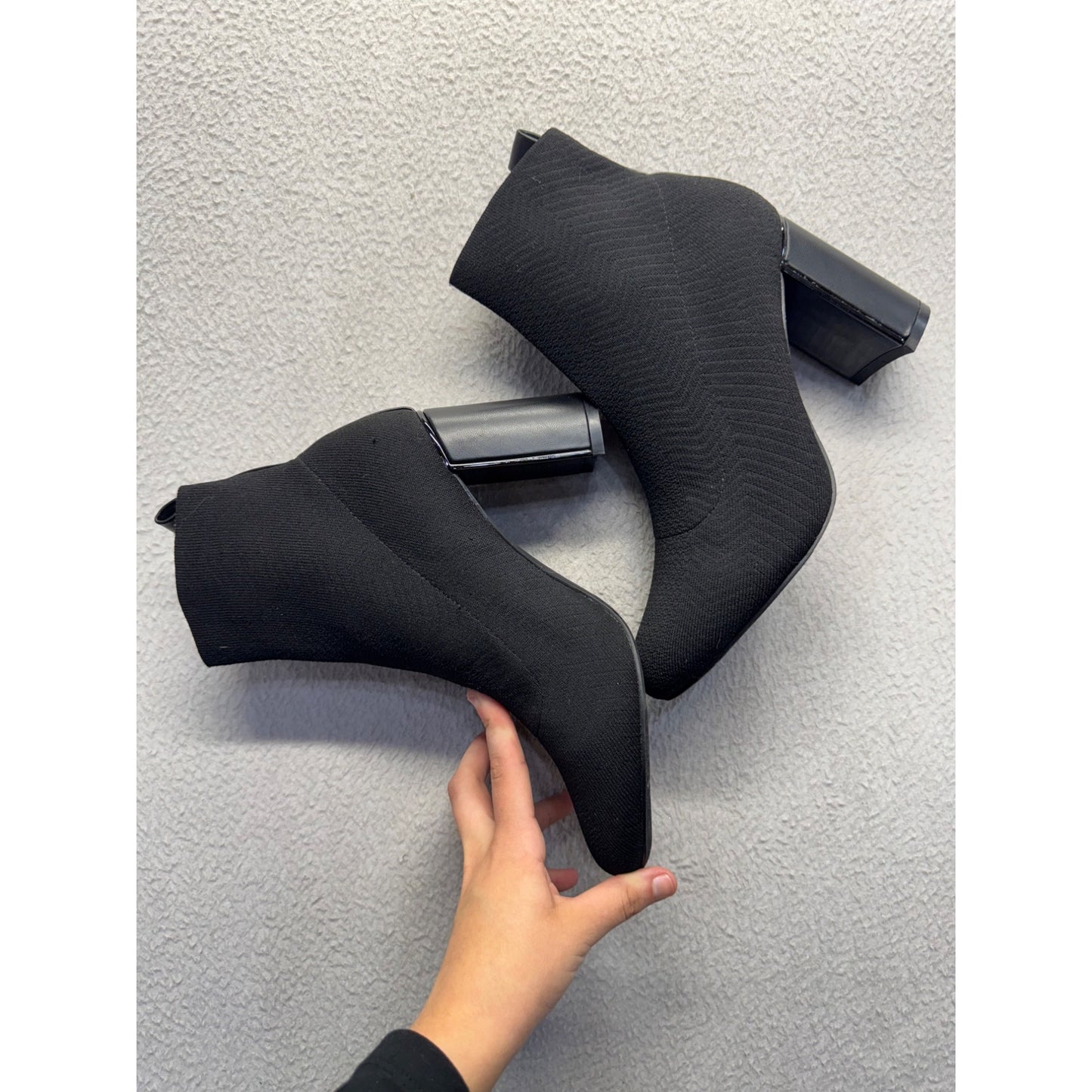 Black Knit Ankle Boots With Block Heels Size 8.5 #134B