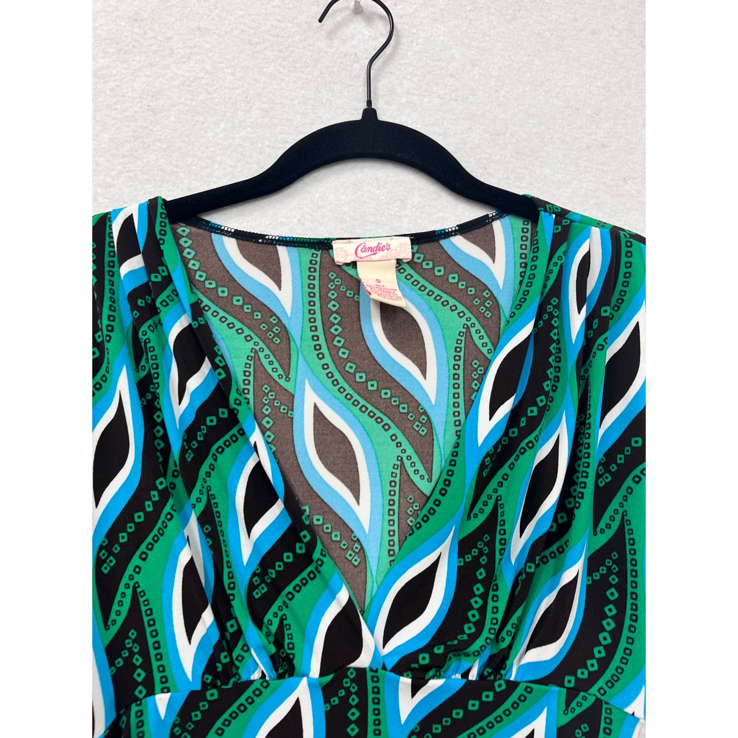 Candies Small Geometric Print V-Neck Top With Flutter Sleeves #8840