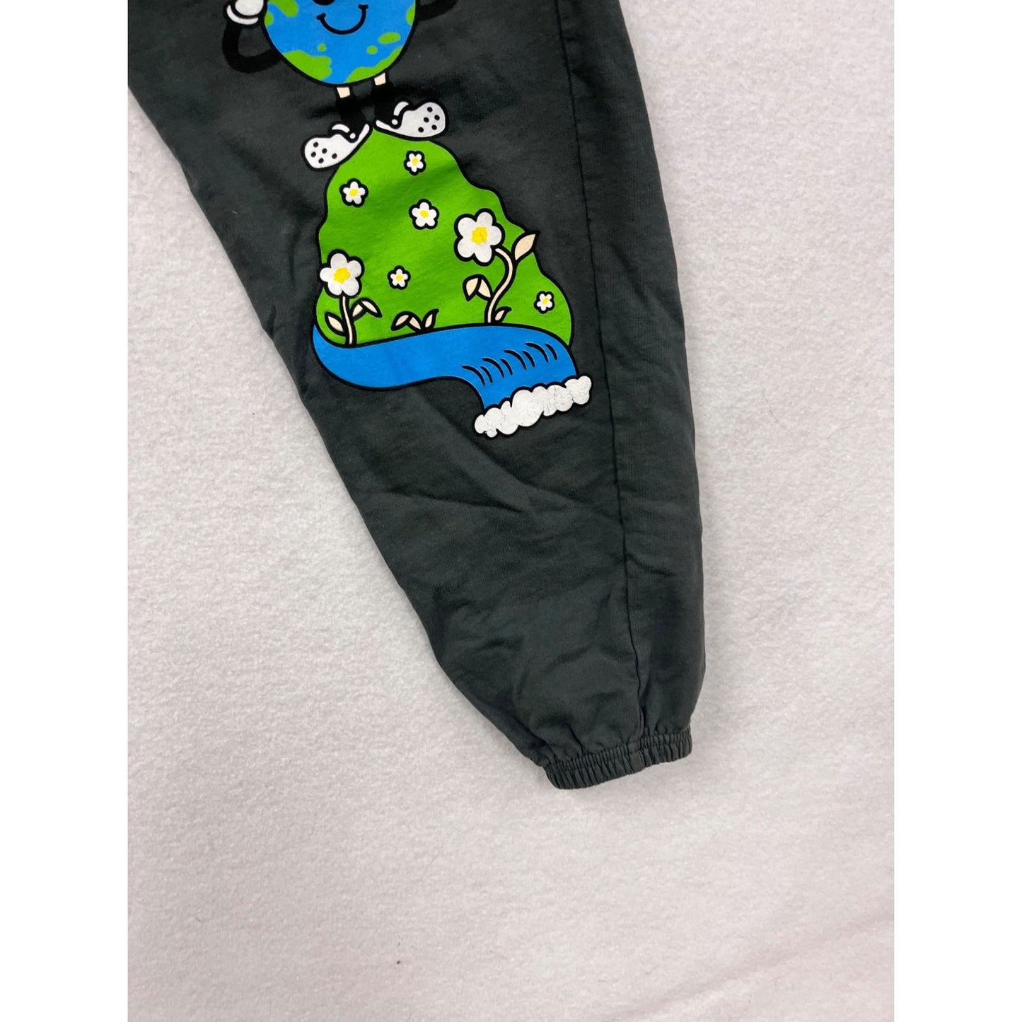 Fan Club Black Jogger Pants Medium Get Some Fresh Air Print Elastic Waist #8319