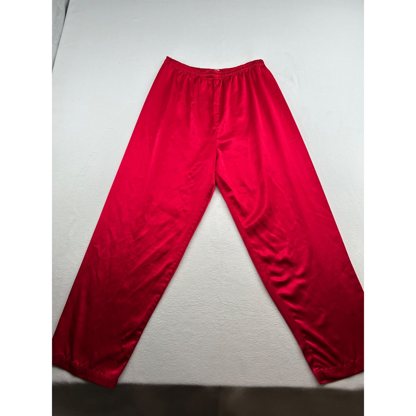 Victorias Secret Red Satin Pajama Set With Embroidered Pocket Detail #6651