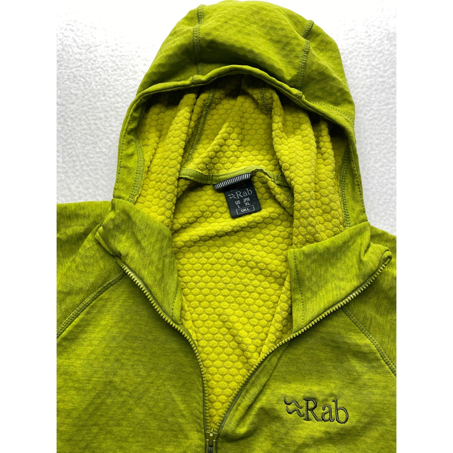 RAB Women’s Hooded Zip-Up #5092