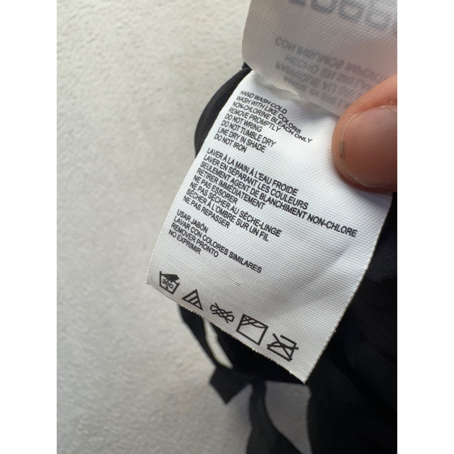 Speedo Black One-Piece Athletic Swimsuit Size 26 Nylon/Elastane Blend #331B