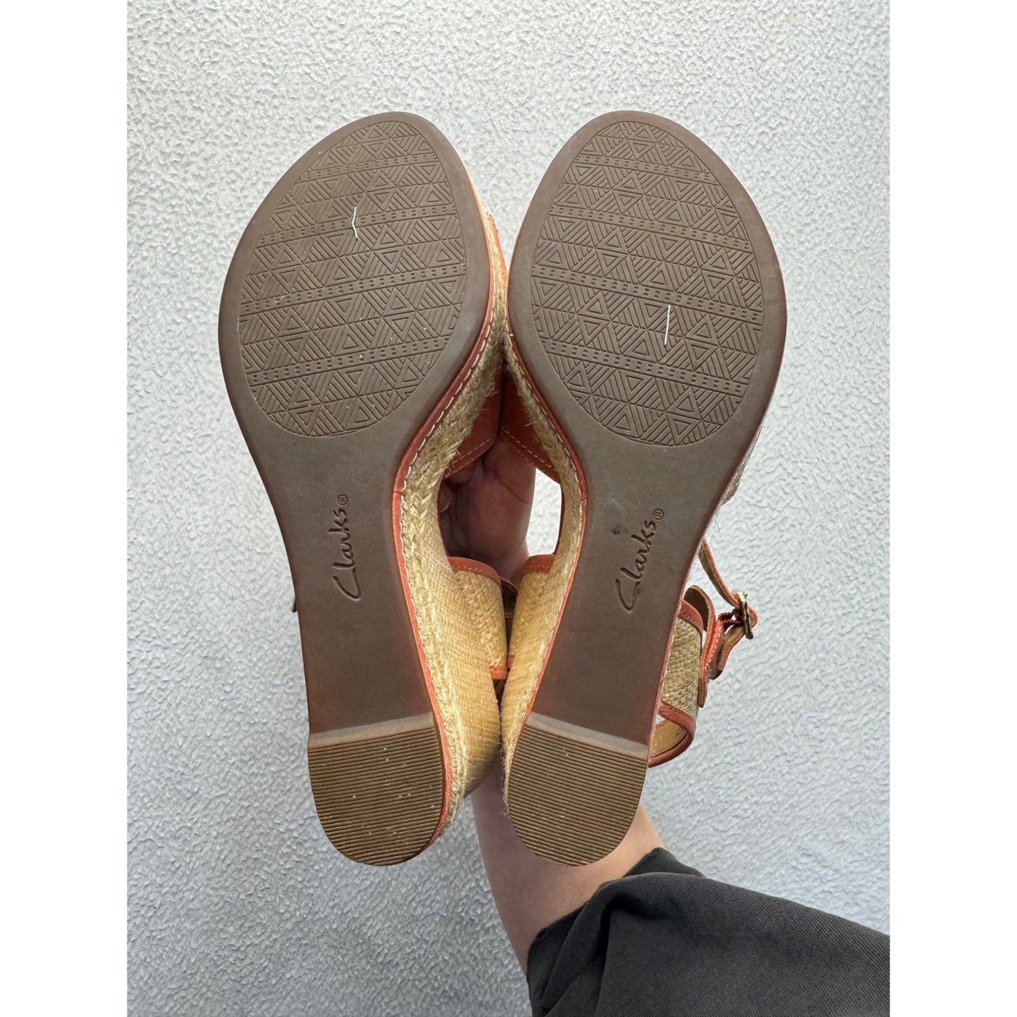 Clarks Coral Leather Wedge Sandals With Ankle Strap Platform Size 7 #9635