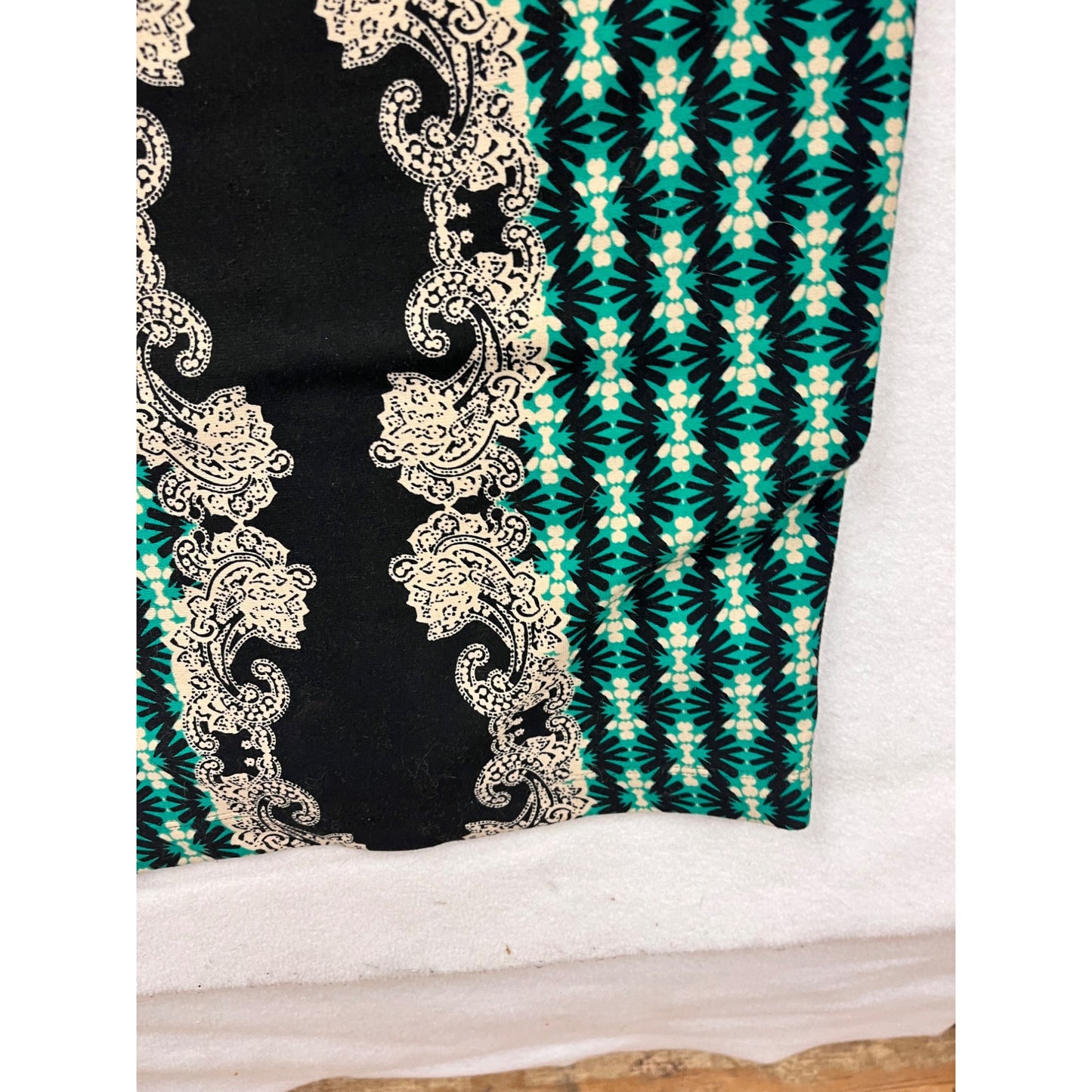 Julian Taylor Size 8 Green/Black Print Dress With High Neck #8362