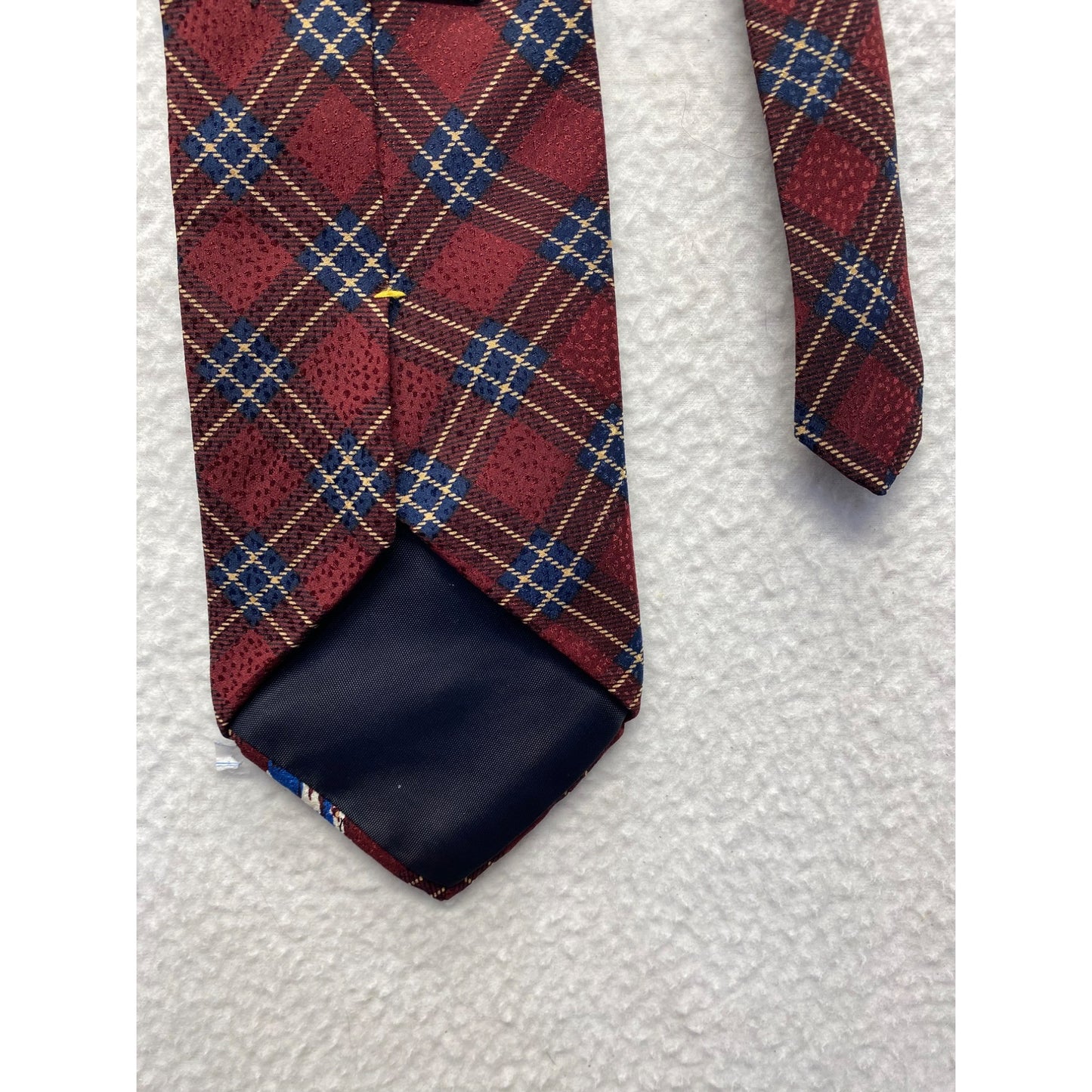 Vintage Kenneth Roberts Tie #5089