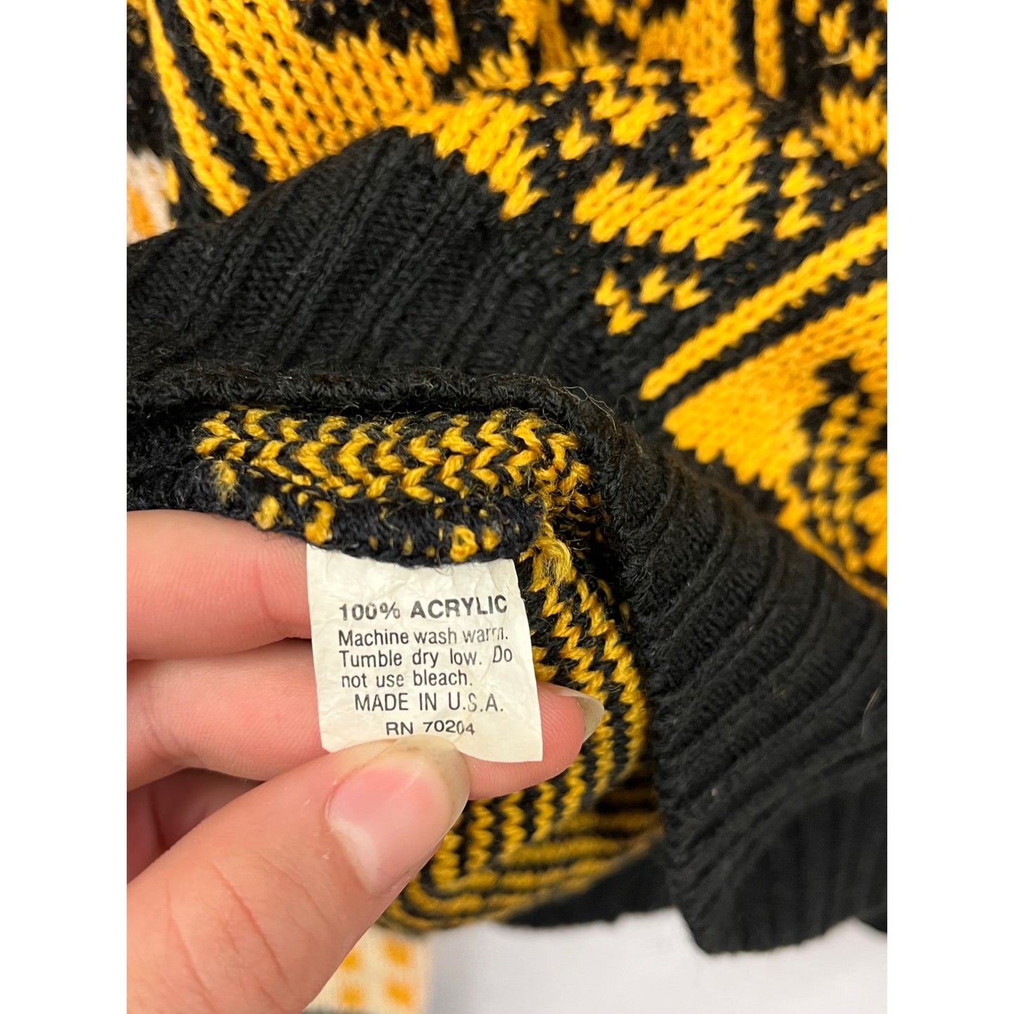 Vintage Domani Mens Yellow & Black Geometric Knit Sweater Medium/Large #8991