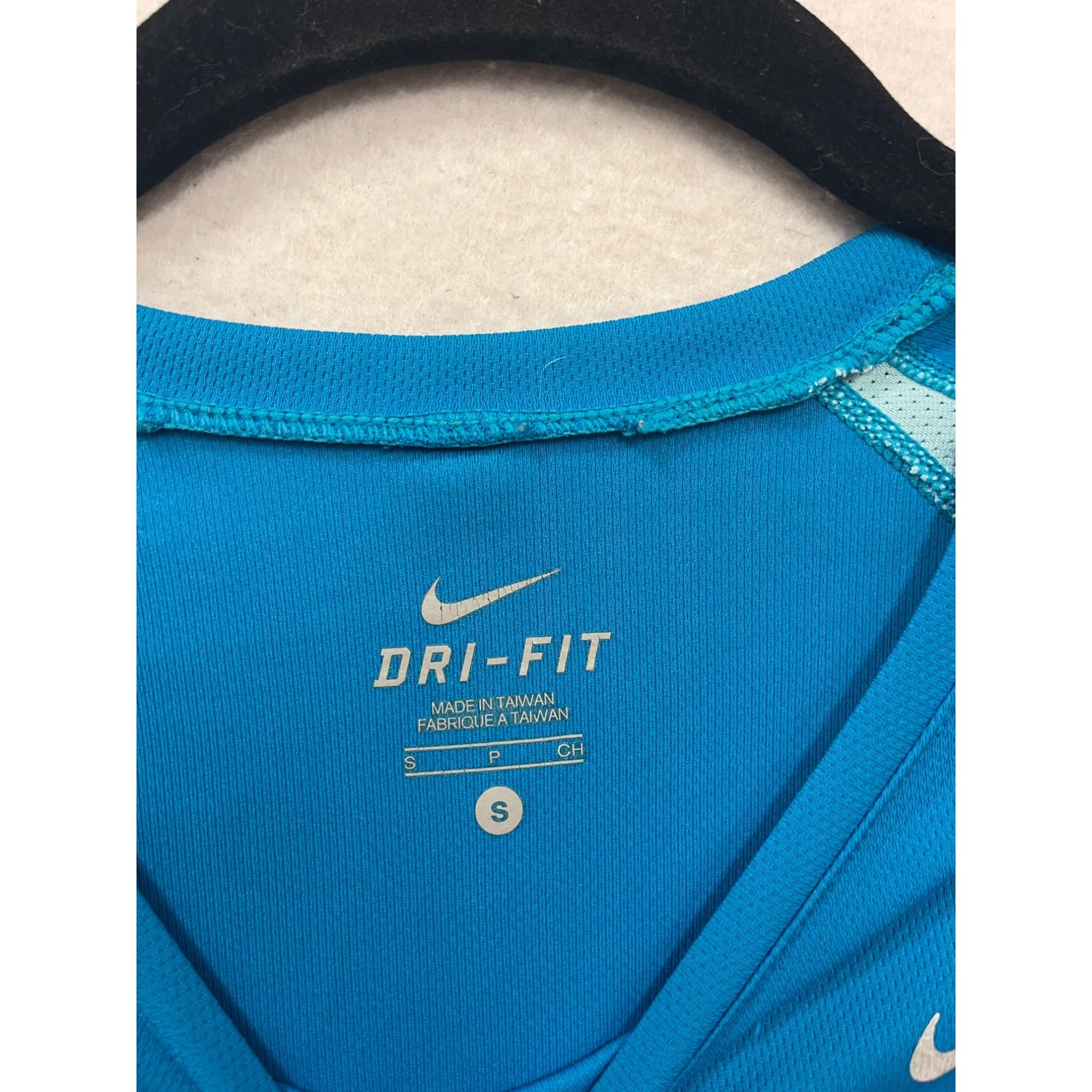 Nike Dri-Fit Long Sleeve Athletic Shirt Blue Size S #355A