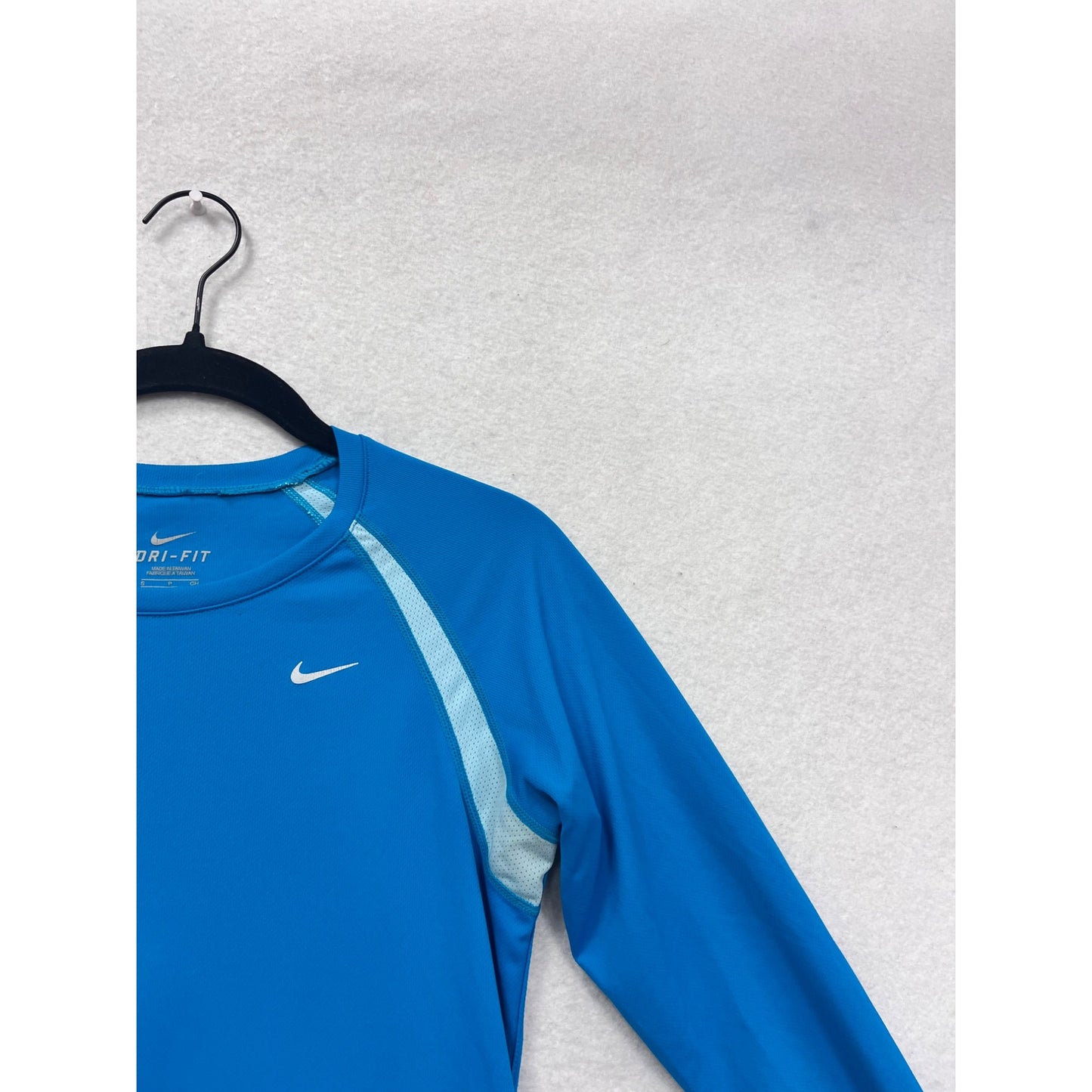 Nike Dri-Fit Long Sleeve Athletic Shirt Blue Size S #355A