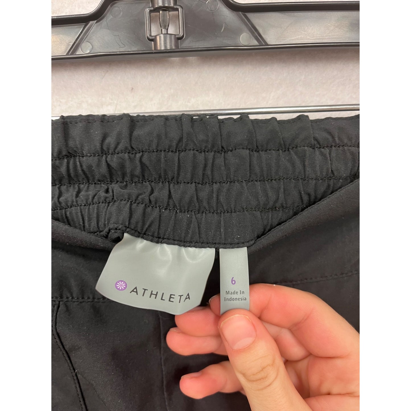 Athleta Womens Black Cargo Pants Size 6 Recycled Polyester Blend #8388