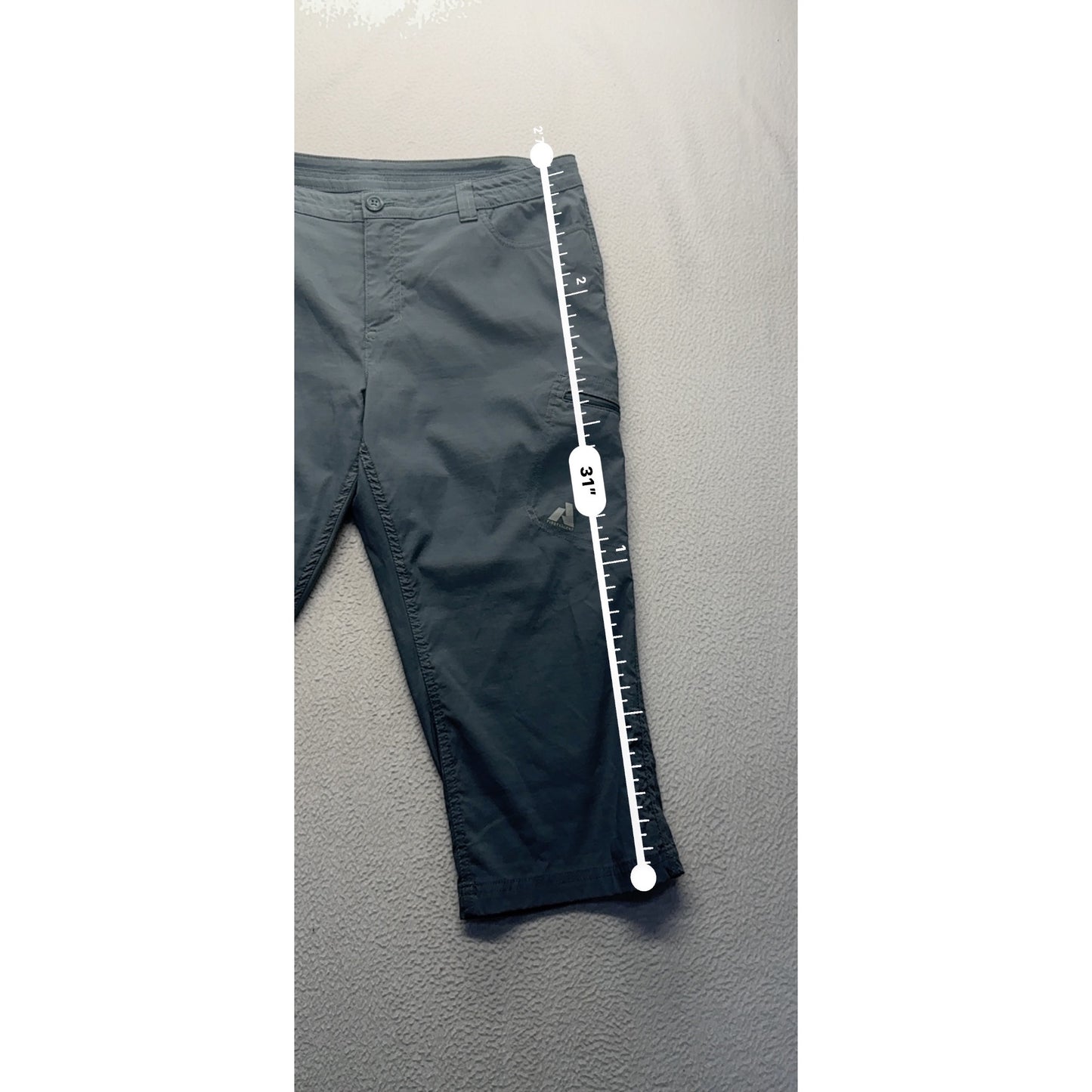 Eddie Bauer First Ascent Gray Capri Pants Size 16 With Cargo Pockets #9256