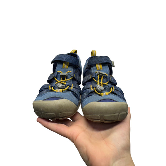 Keen Youth Newport H2 Closed-Toe Sandals Size 3 #9451
