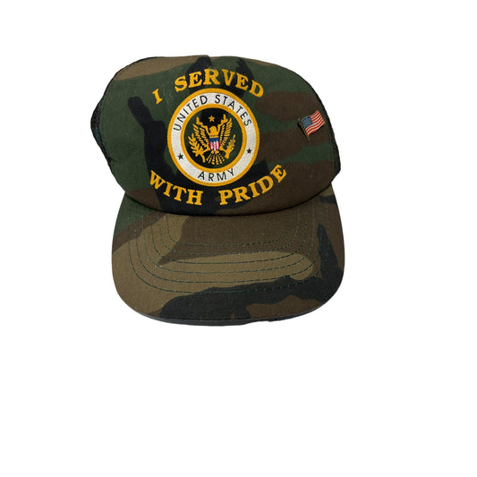 5001 USA VINTAGE ARMY CAMO CAP W/ original flag pin