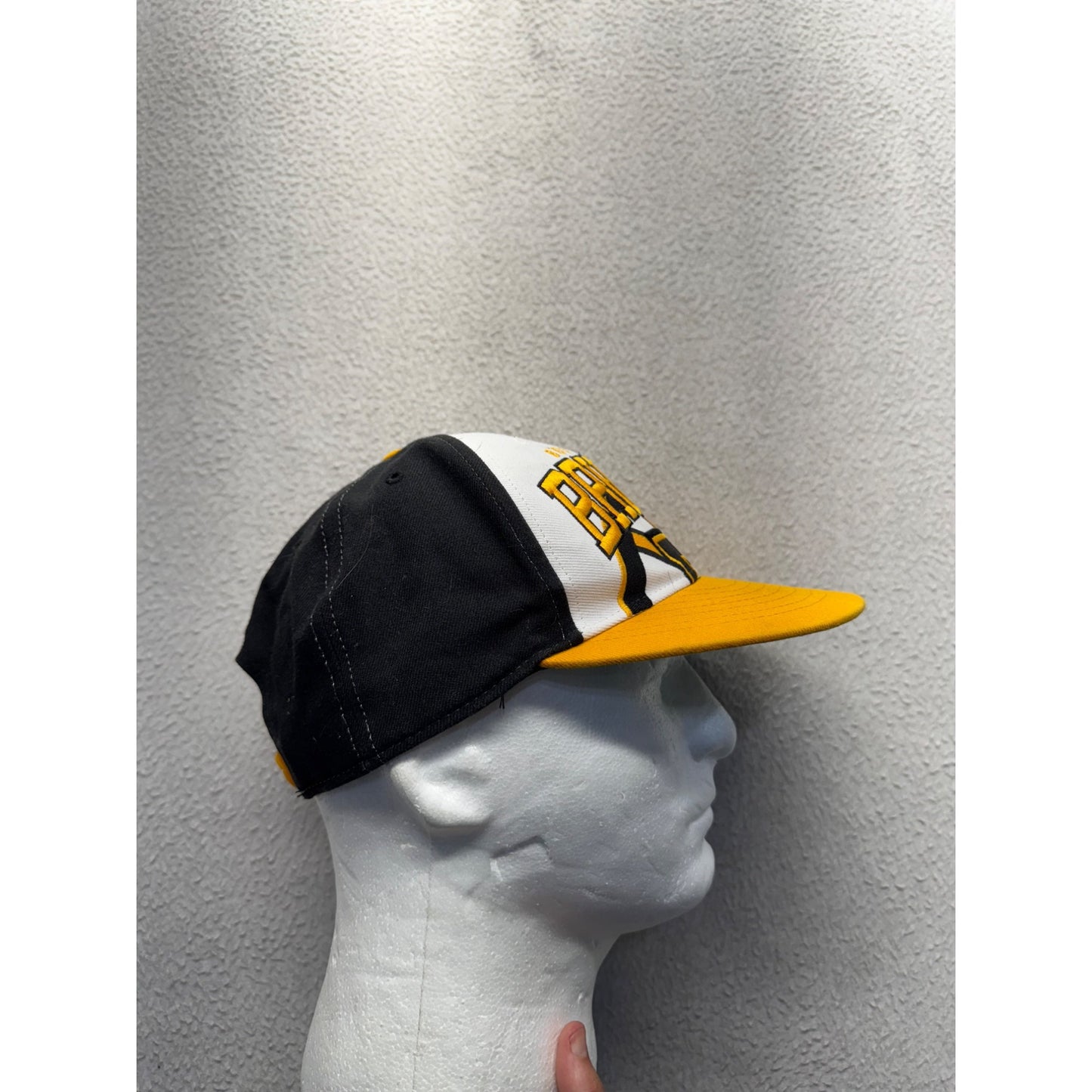 Boston Bruins Snapback Hat Embroidered Logo Black Yellow #32B