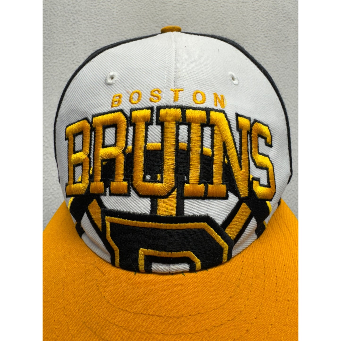 Boston Bruins Snapback Hat Embroidered Logo Black Yellow #32B