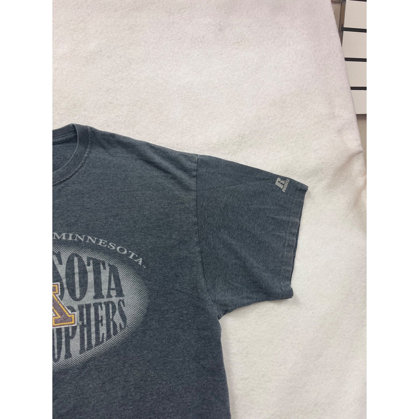 University Of Minnesota Golden Gophers Russell Athletic T-Shirt Men’s XL #8792