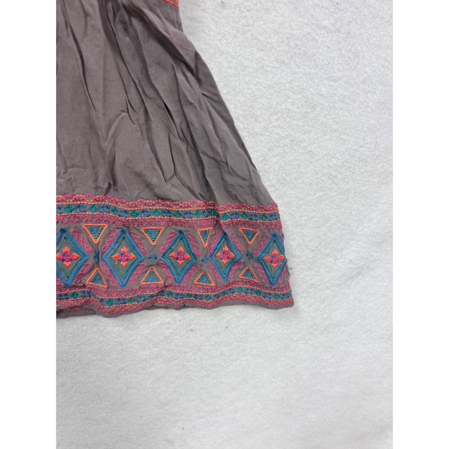 Flynn Tanara Embroidered V-Neck Top Small #665A