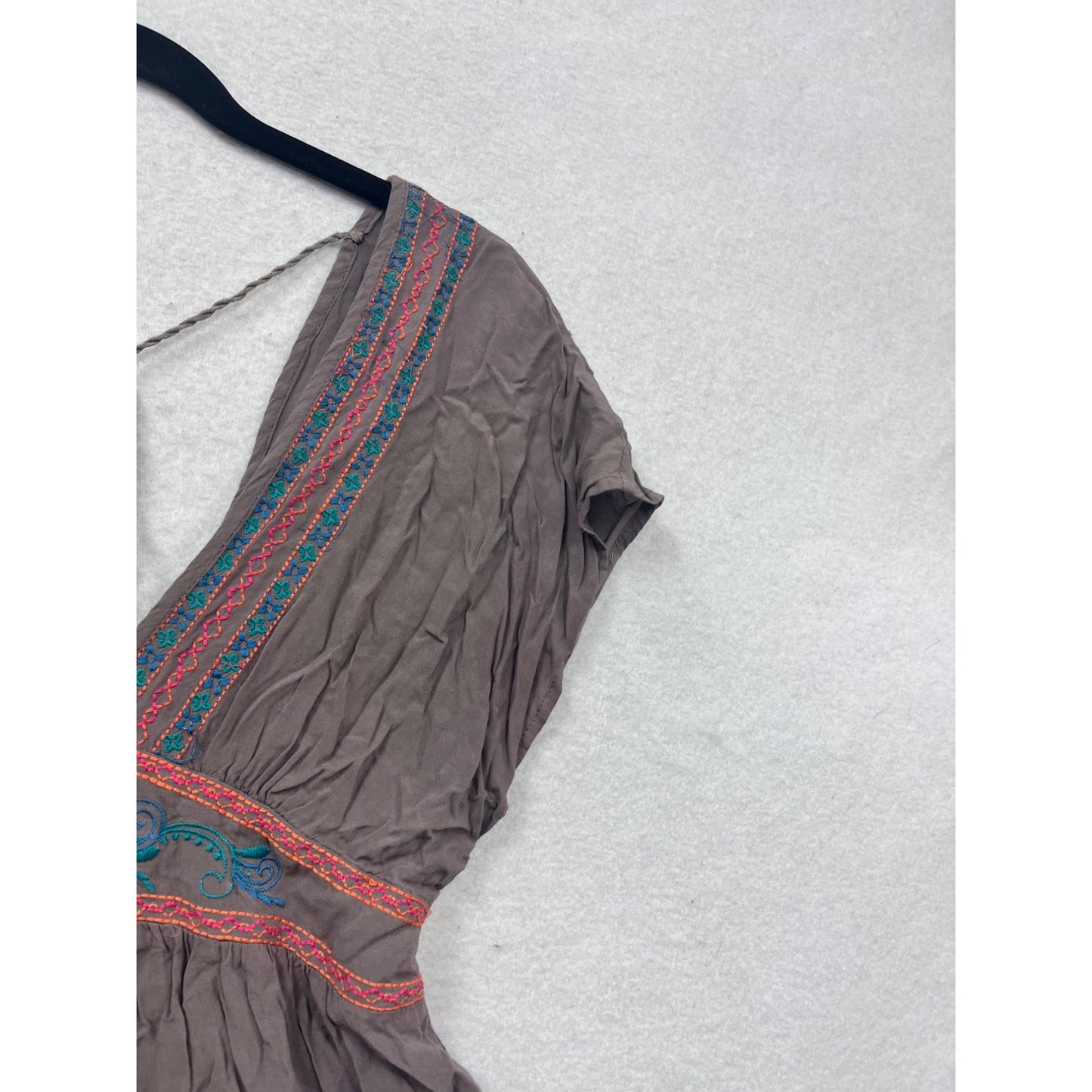 Flynn Tanara Embroidered V-Neck Top Small #665A