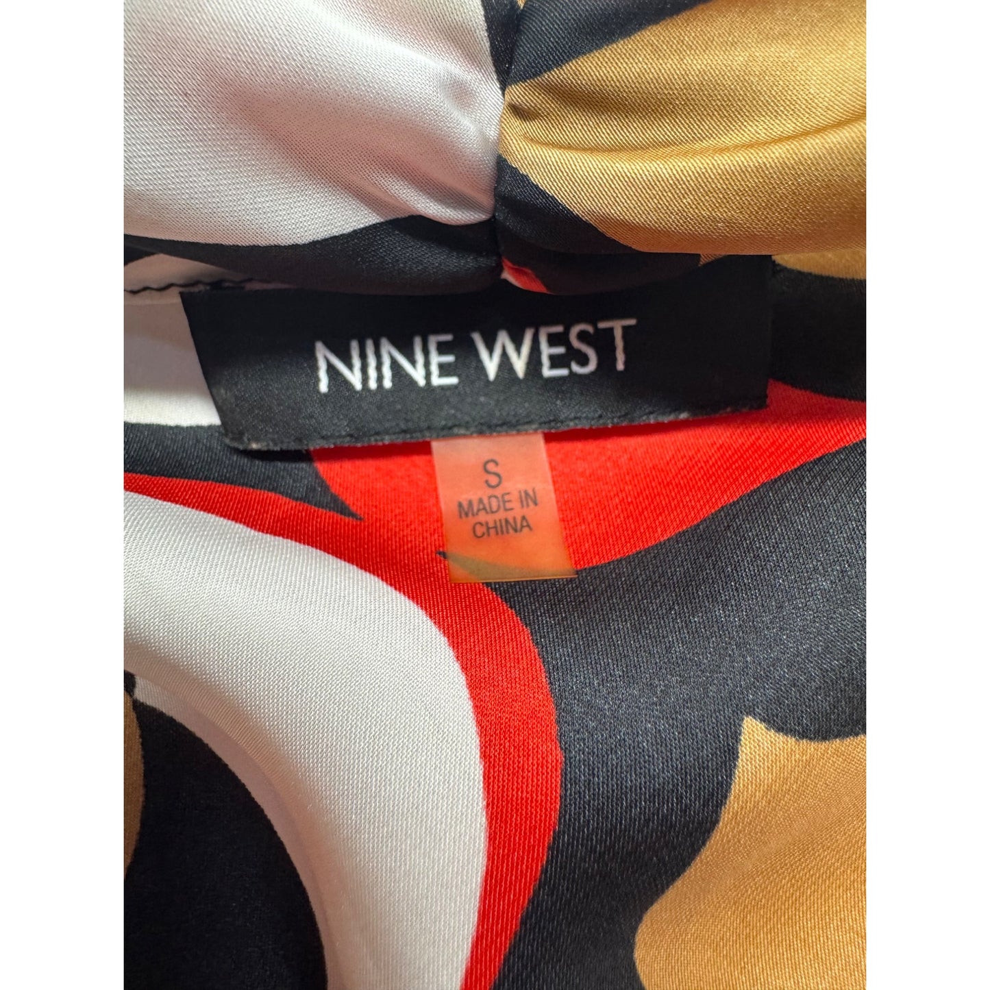 Nine West Sleeveless Bow Tie Blouse With Abstract Red Gold Black White #9942