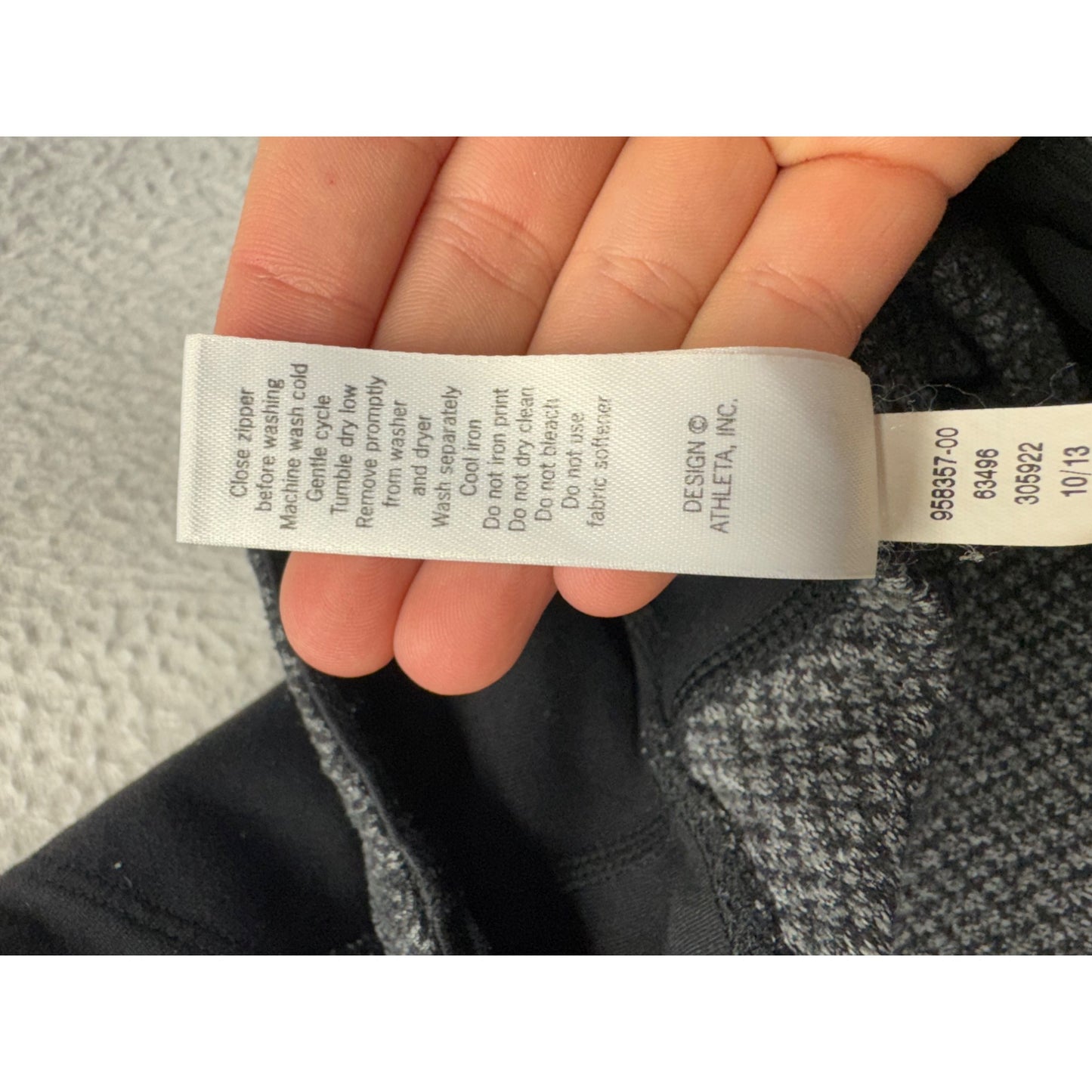 Athleta XS Black/Gray High-Waist Leggings W/Zip Pockets #9130