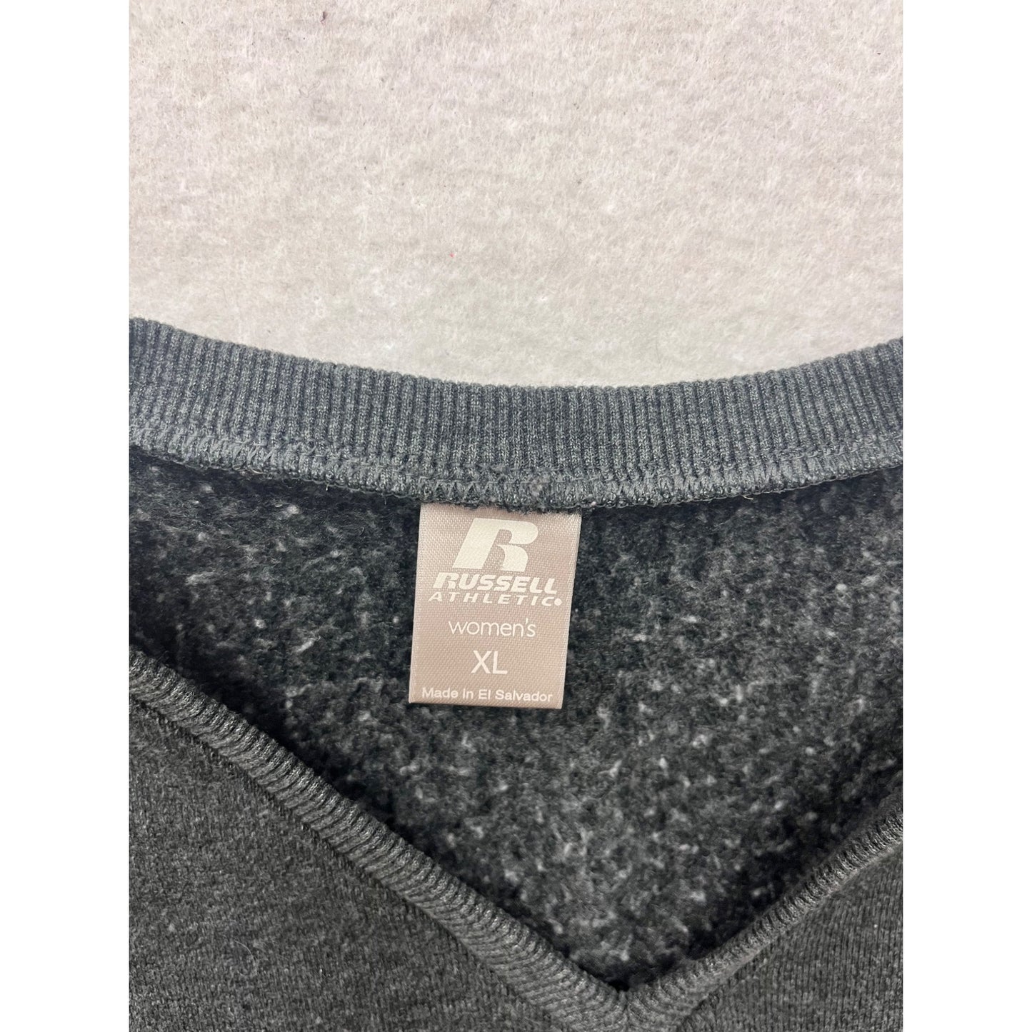 Russell Athletic XL V-Neck Pullover Sweatshirt #8737