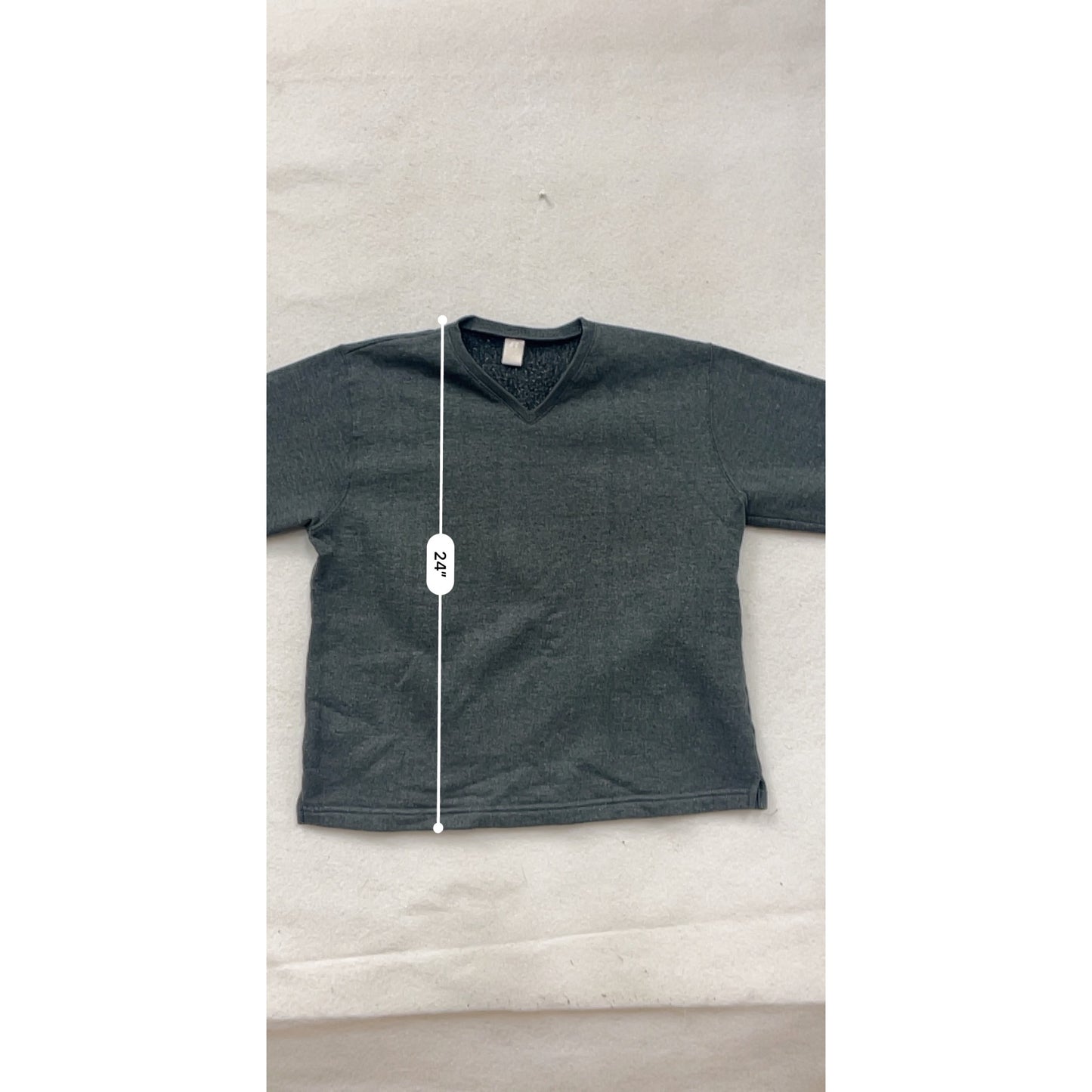 Russell Athletic XL V-Neck Pullover Sweatshirt #8737