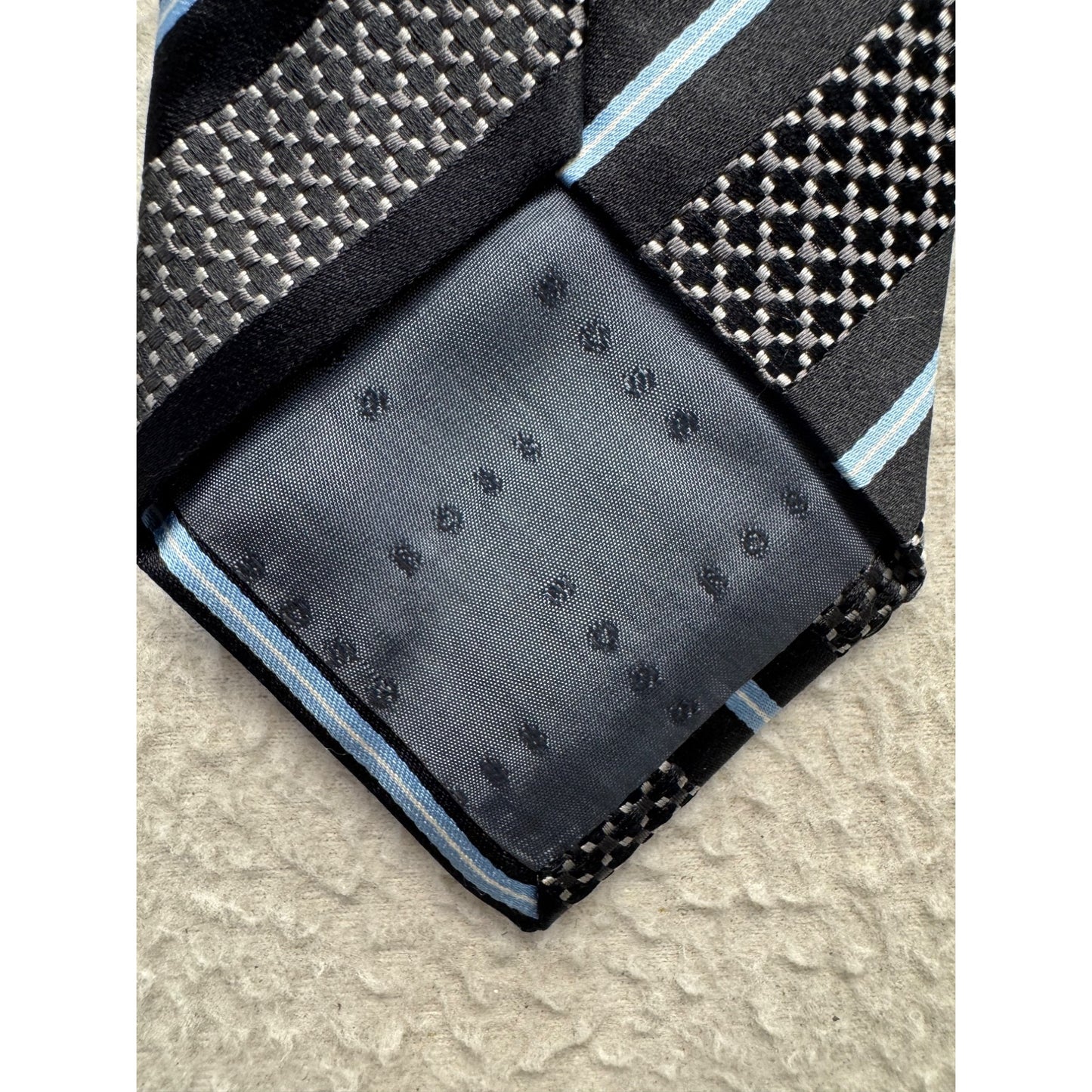 Hugo Boss Black & Blue Striped Silk Tie Made In Italy Classic Design 89B