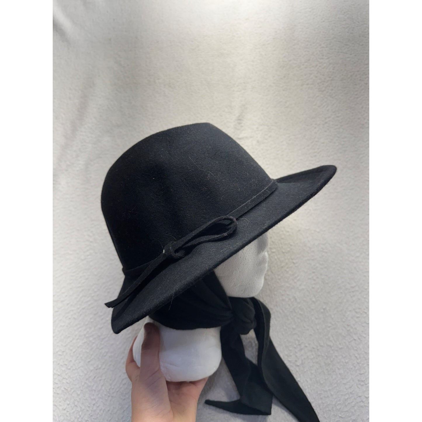 Street Smart By Betmar Black Wool Hat With Scarf Accent #9753