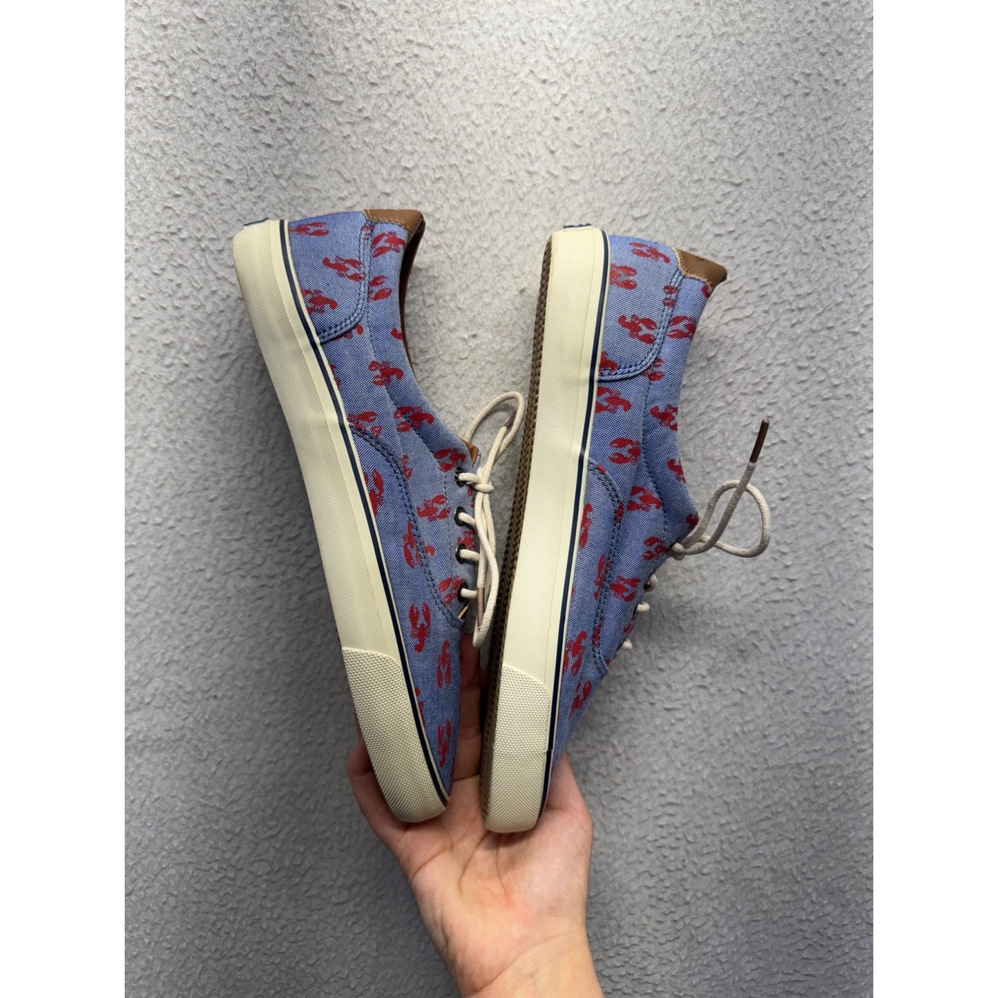 G.H. Bass & Co. Blue Canvas Sneakers With Red Lobster Print - Mens 9 #9518