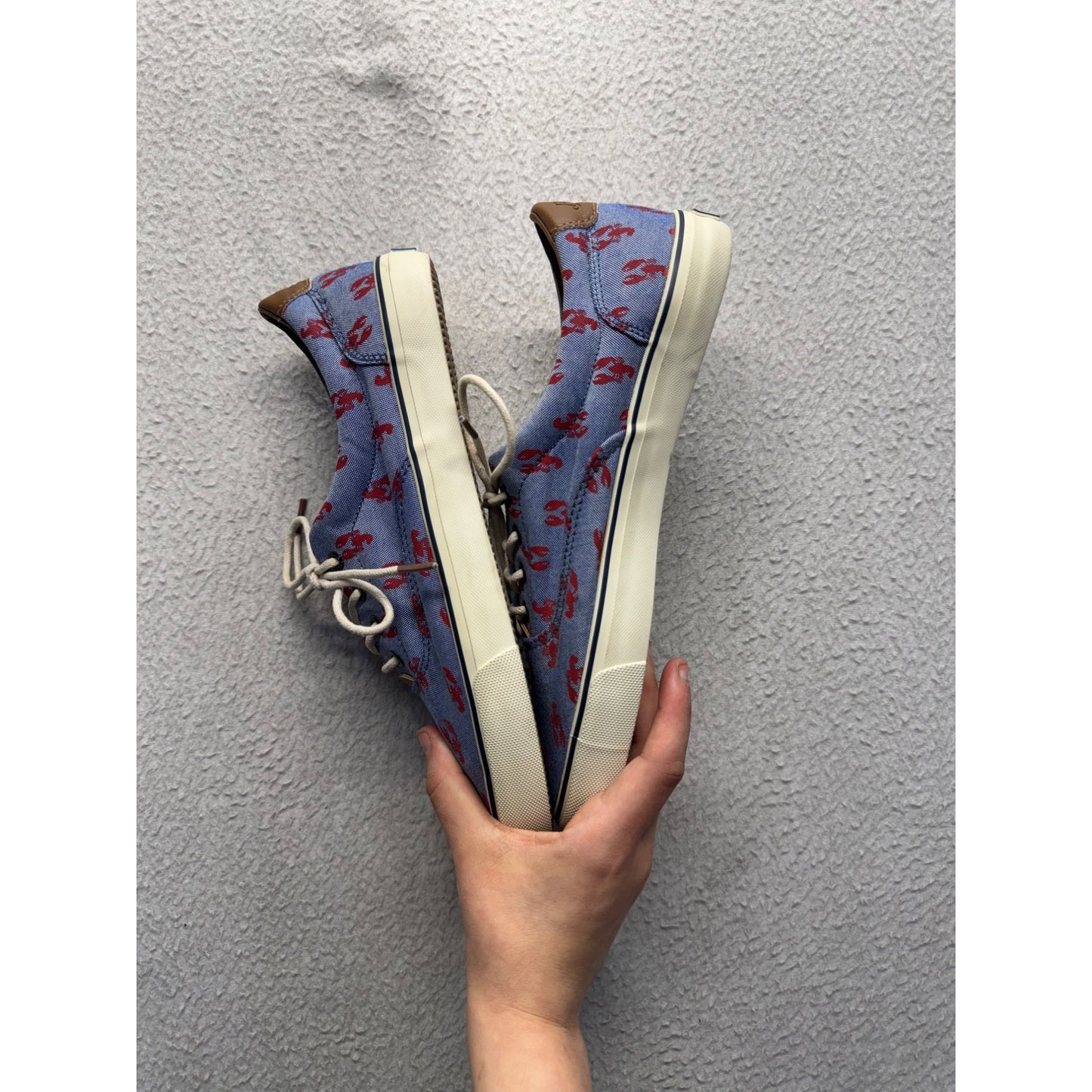 G.H. Bass & Co. Blue Canvas Sneakers With Red Lobster Print - Mens 9 #9518