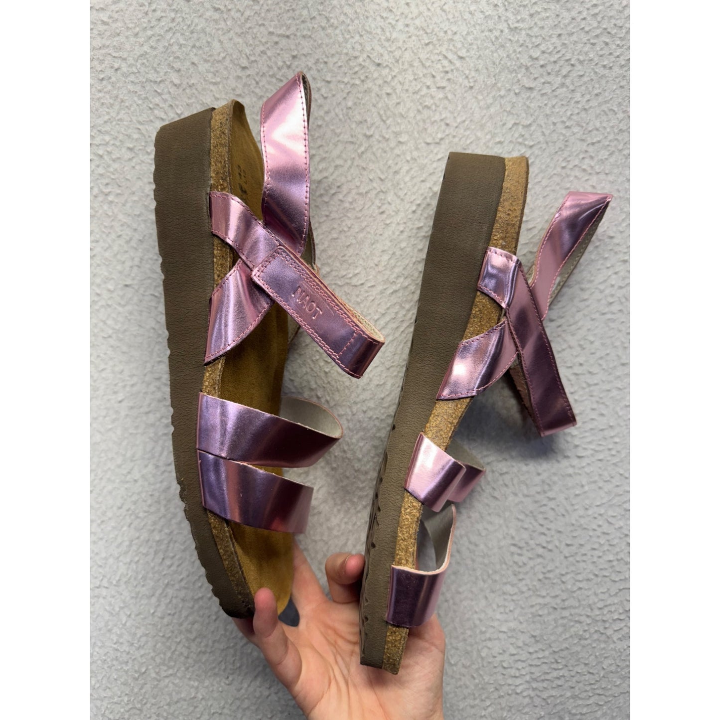 Naot Metallic Pink Strappy Sandals With Cork Footbed & Rubber Sole Size 43 #9247
