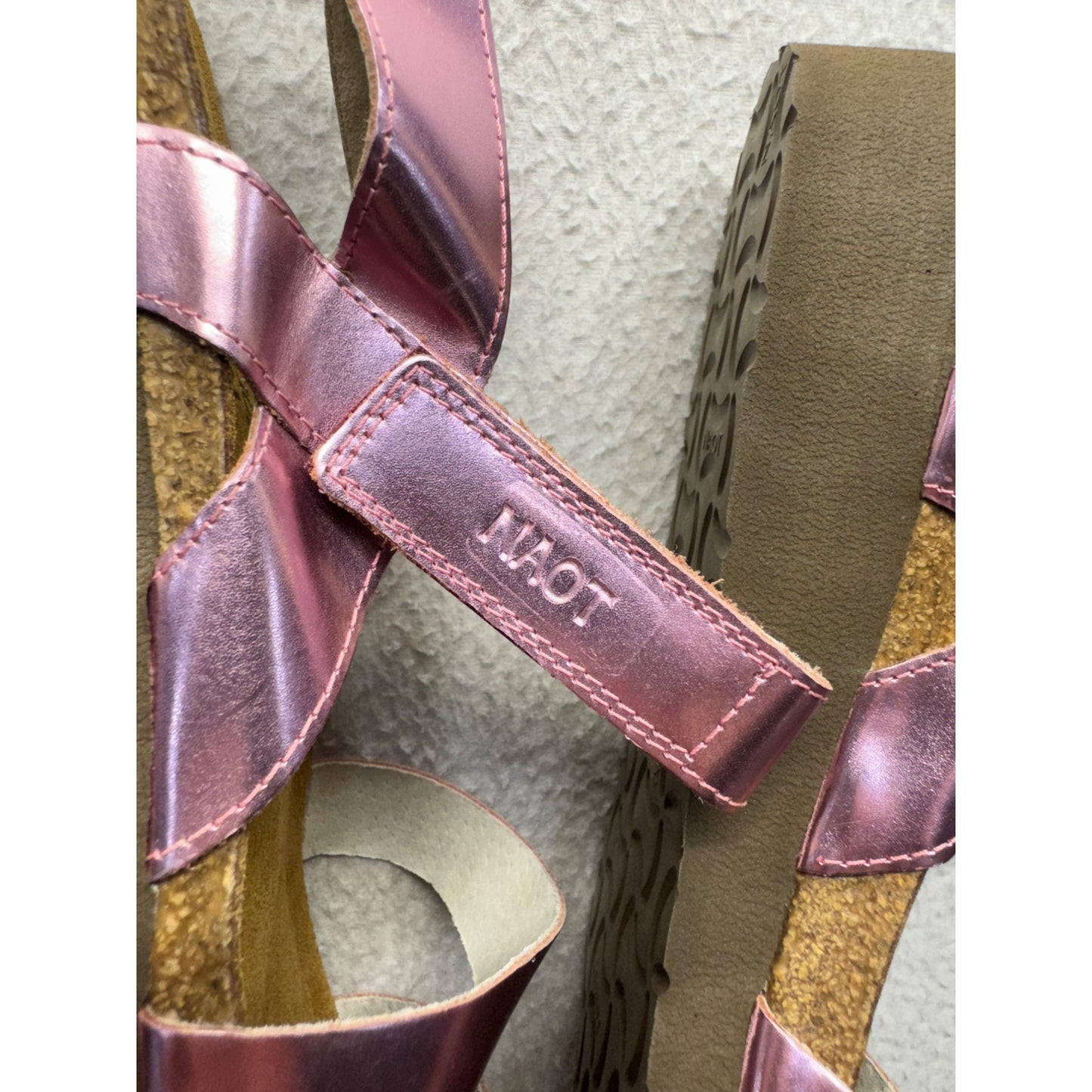 Naot Metallic Pink Strappy Sandals With Cork Footbed & Rubber Sole Size 43 #9247