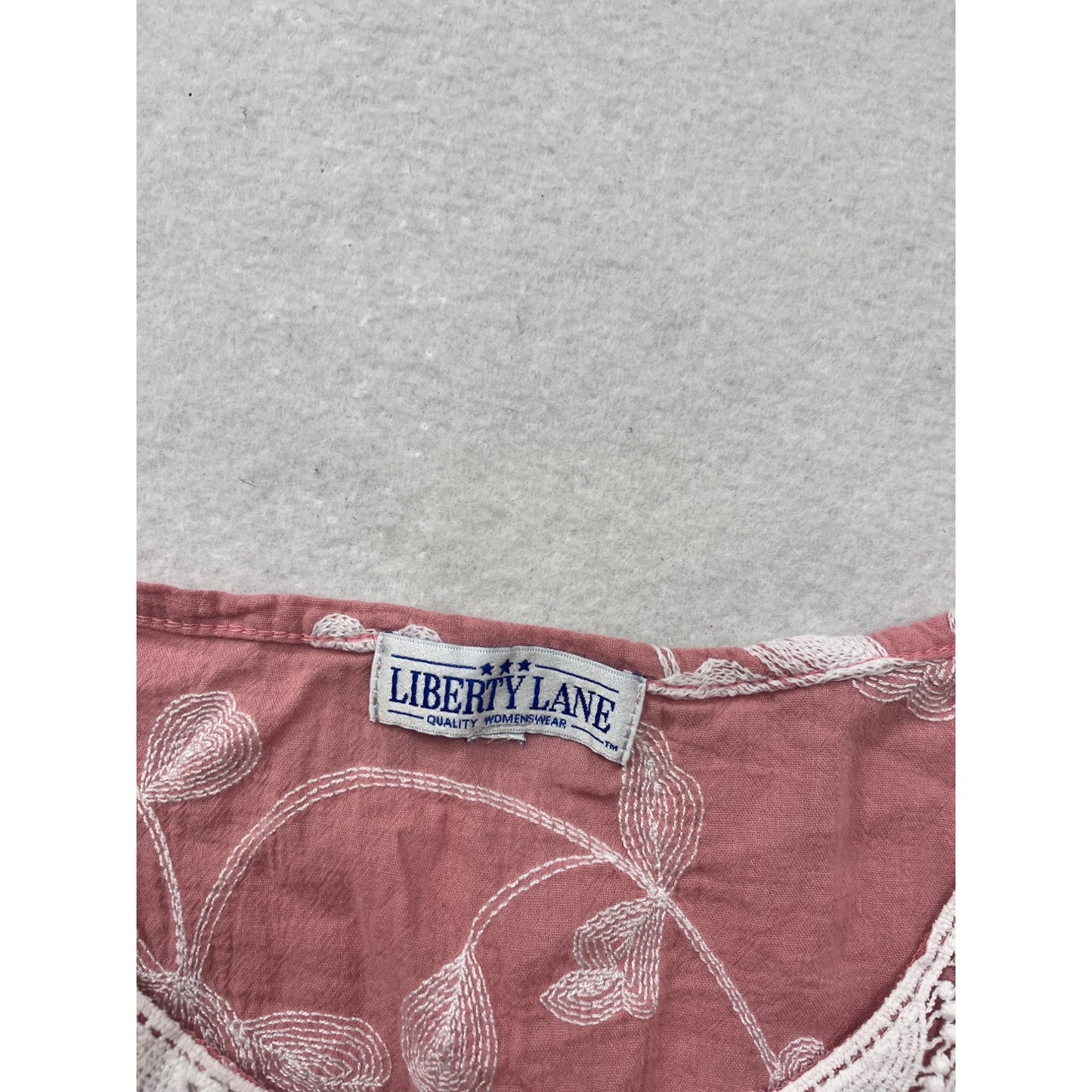 Liberty Lane M/L Pink Floral Embroidered Tank Top #8609