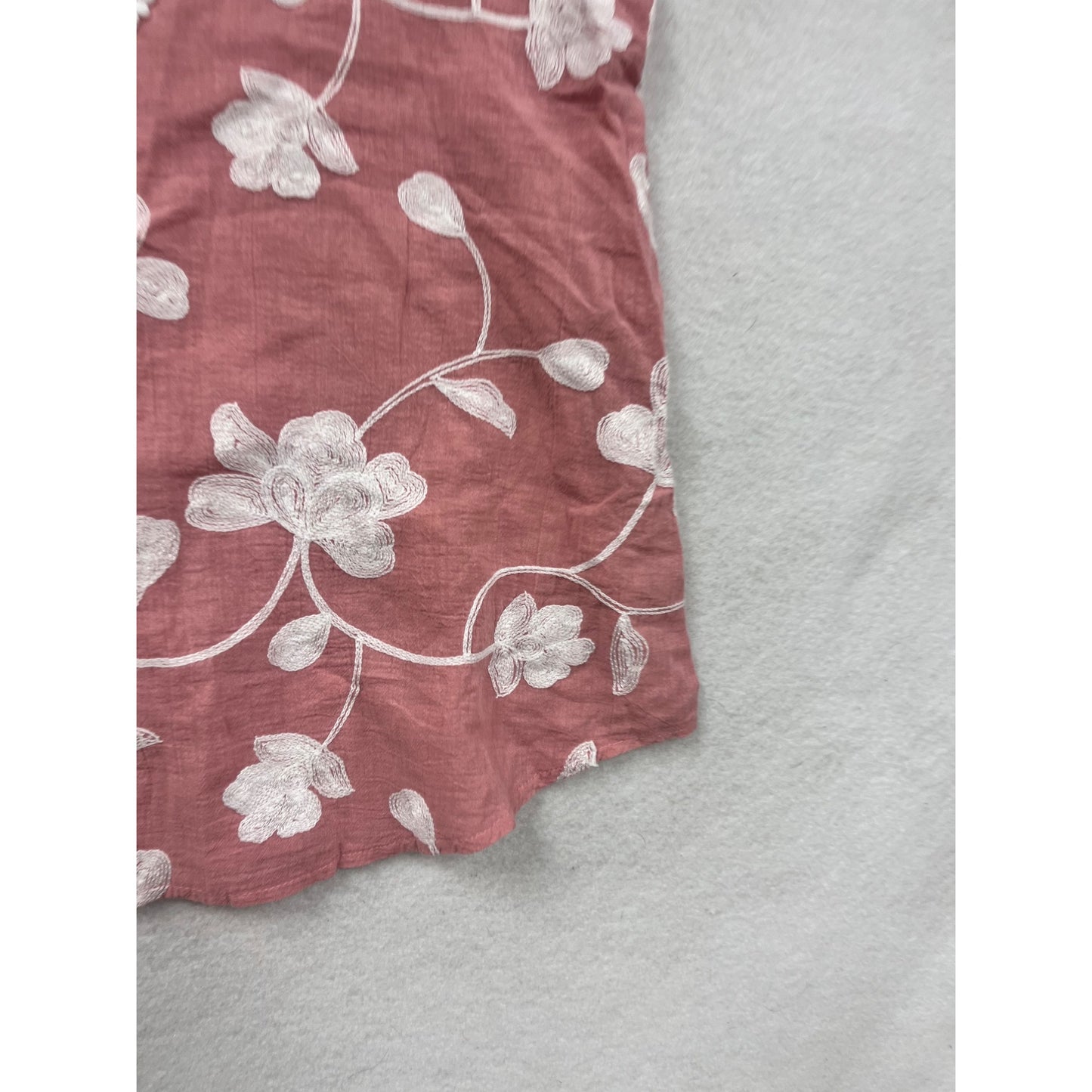 Liberty Lane M/L Pink Floral Embroidered Tank Top #8609