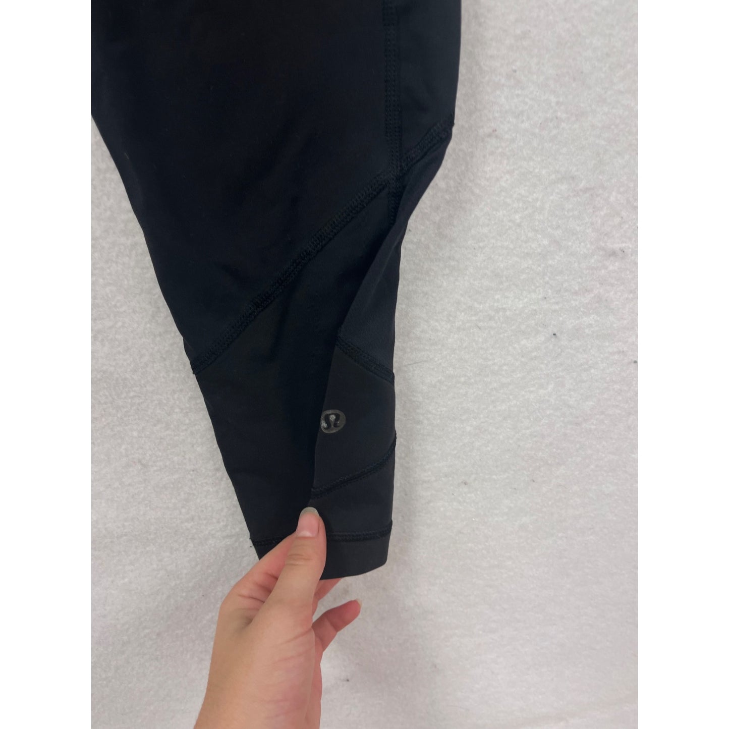 Lululemon Black Cropped Leggings Size 8 #702A