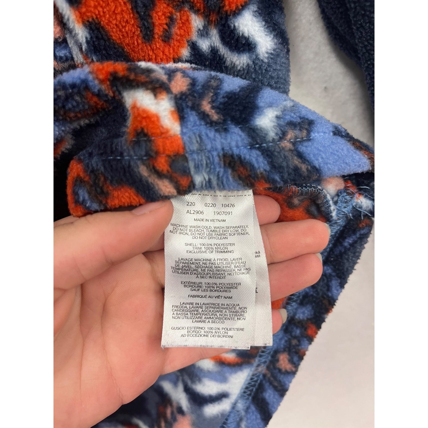 Columbia Fleece Pullover With Abstract Pattern & Snap Collar Size L #667A