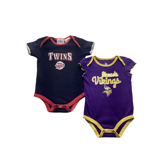 Infant Minnesota Sports Teams Set