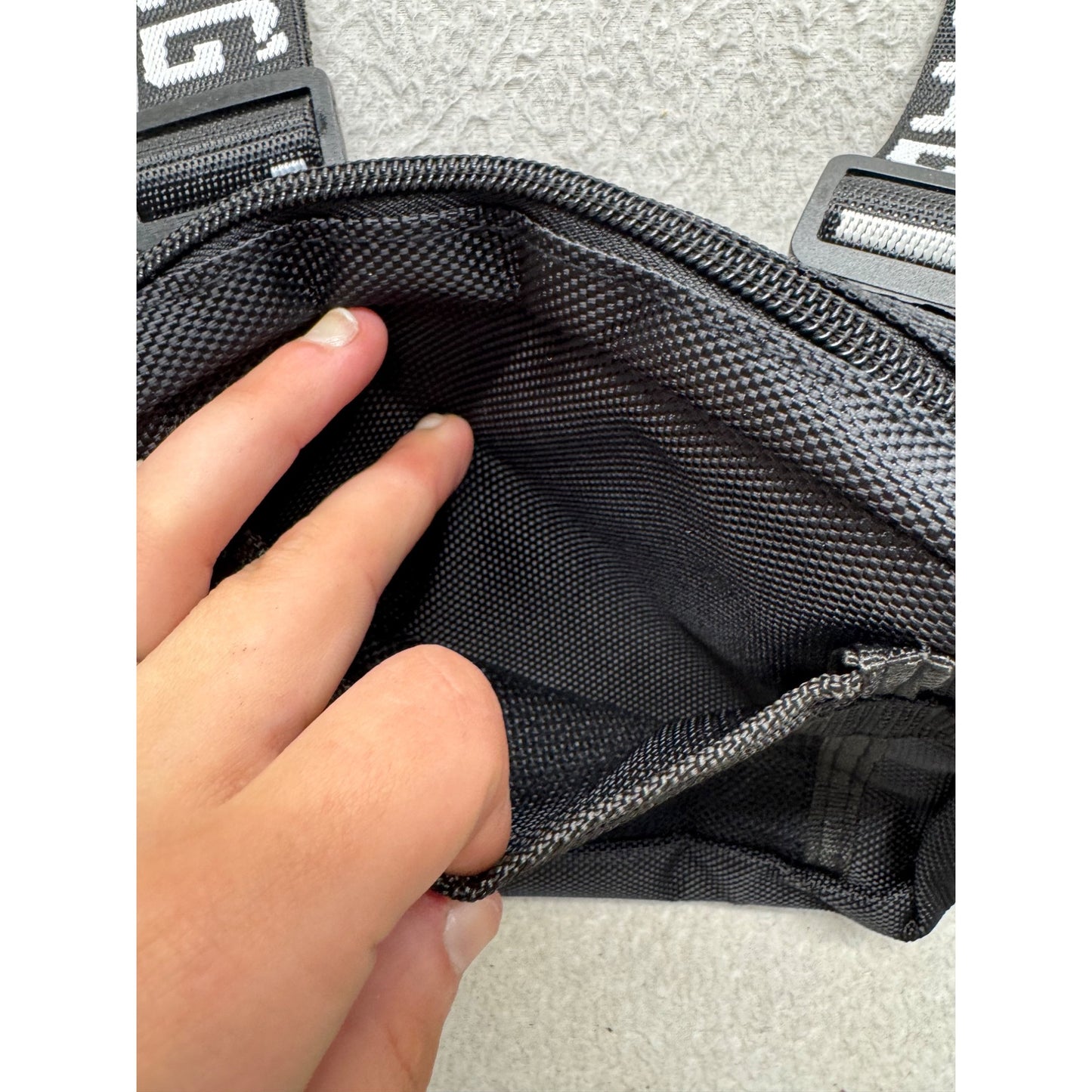 Toyu-Bag Black Crossbody Bag With Adjustable Logo Straps #9839