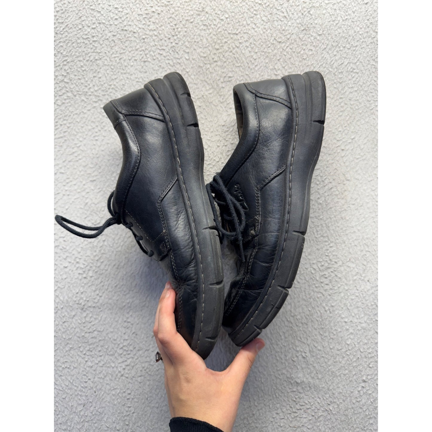 Clarks Mens Black Leather Lace-Up Shoes Casual Fit Durable Sole #402B