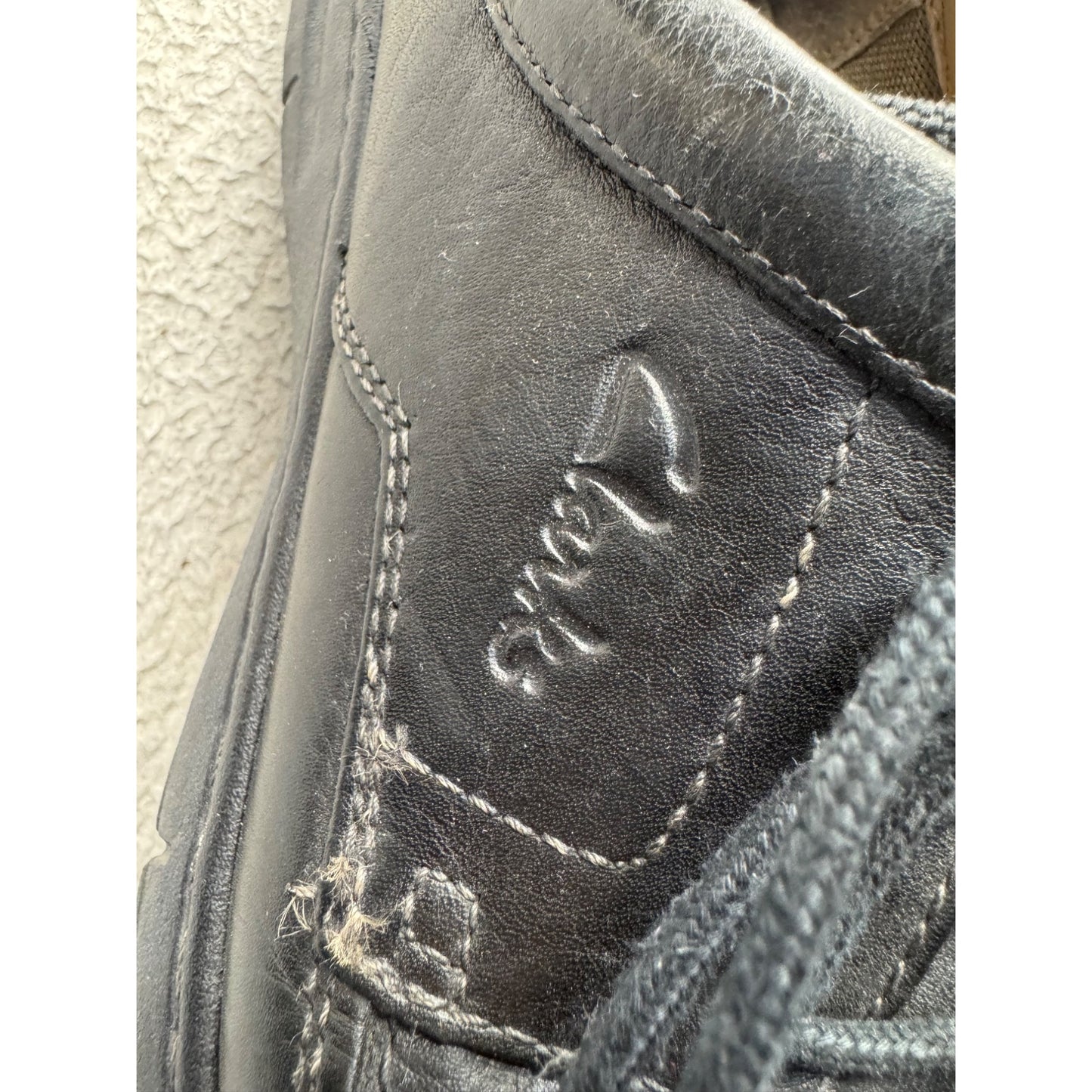 Clarks Mens Black Leather Lace-Up Shoes Casual Fit Durable Sole #402B