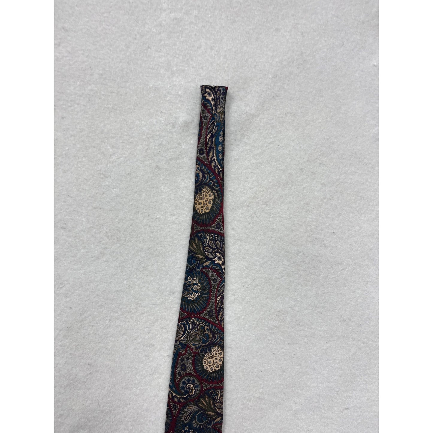 Kuppenheimer Paisley Silk Tie Red & Blue Pattern #8667