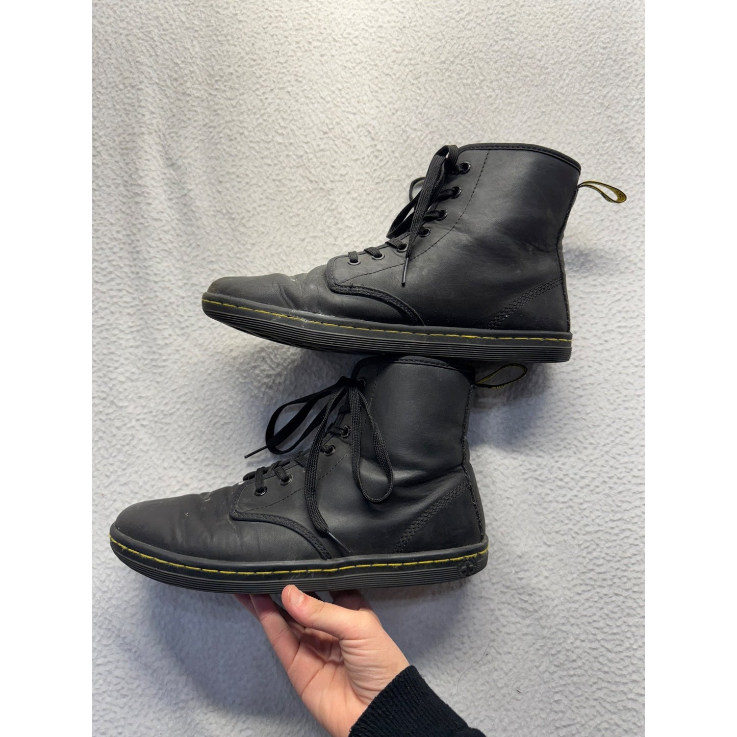 Women’s Shoreditch Doc Marten Boots #5505