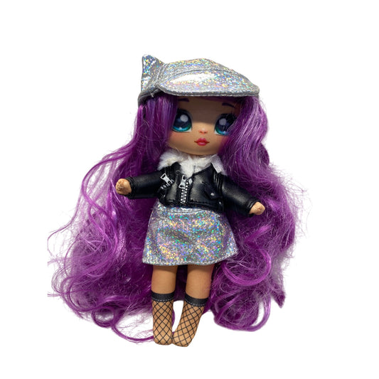 Na! Na! Na! Surprise Chrissy Diamond Doll With Purple Hair & Glitter Outfit #7254