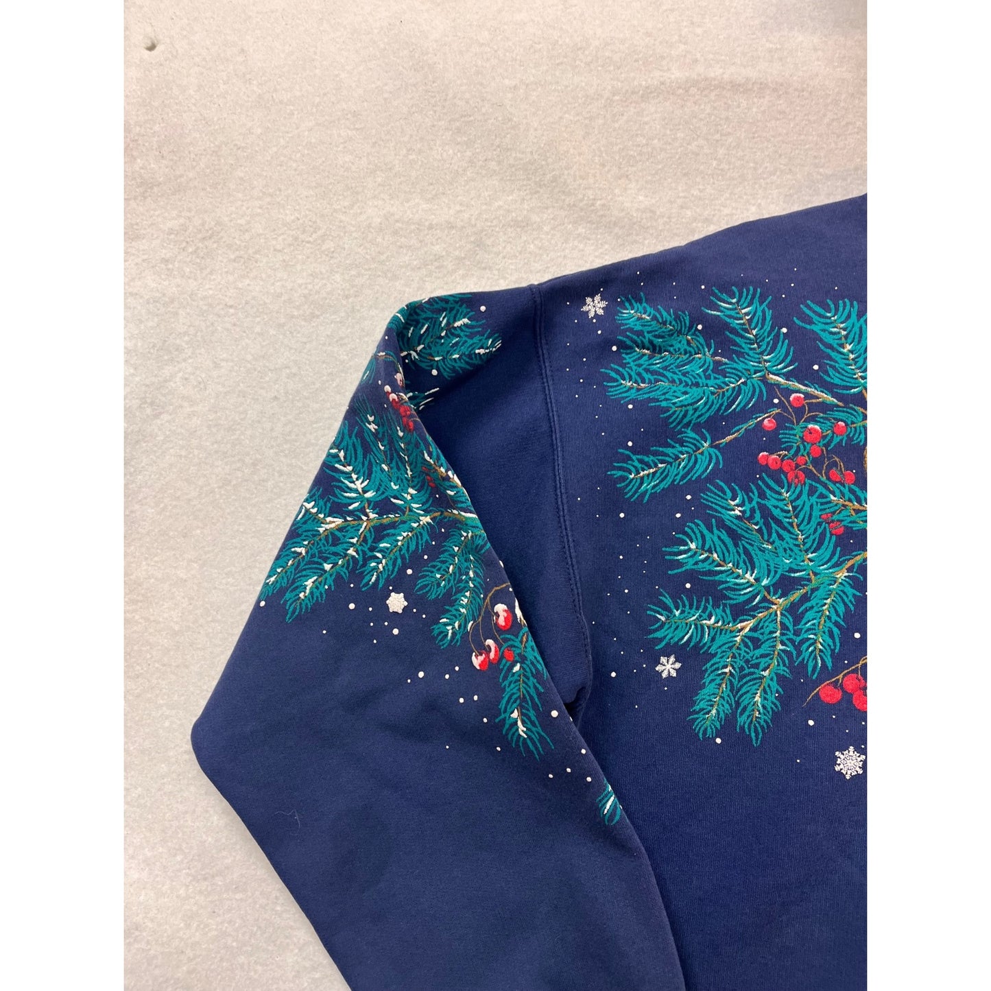 Vintage Art Unlimited L Sweatshirt With Cardinals & Pine Graphic #991A