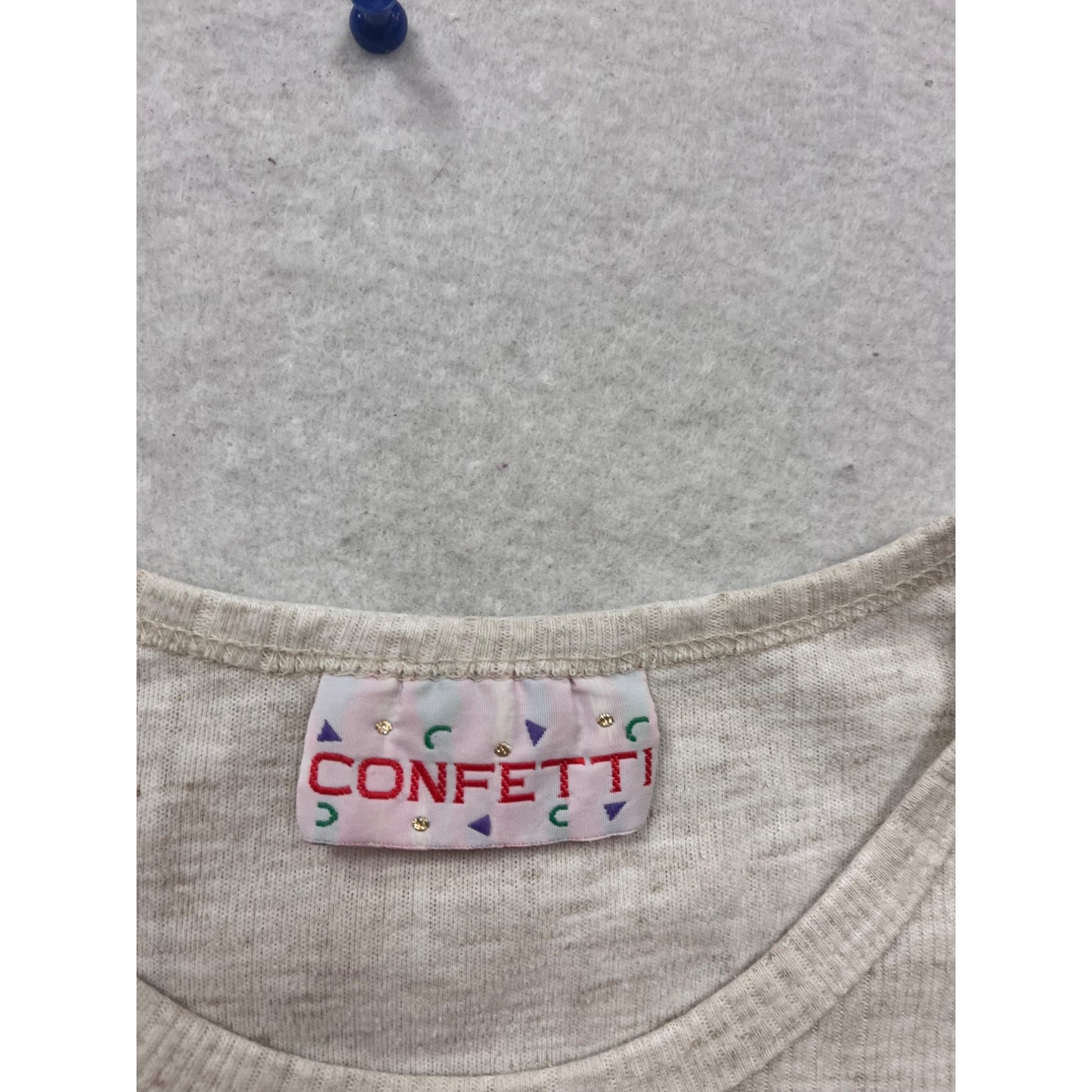 Confetti Beige Graphic T-Shirt Size L #686A