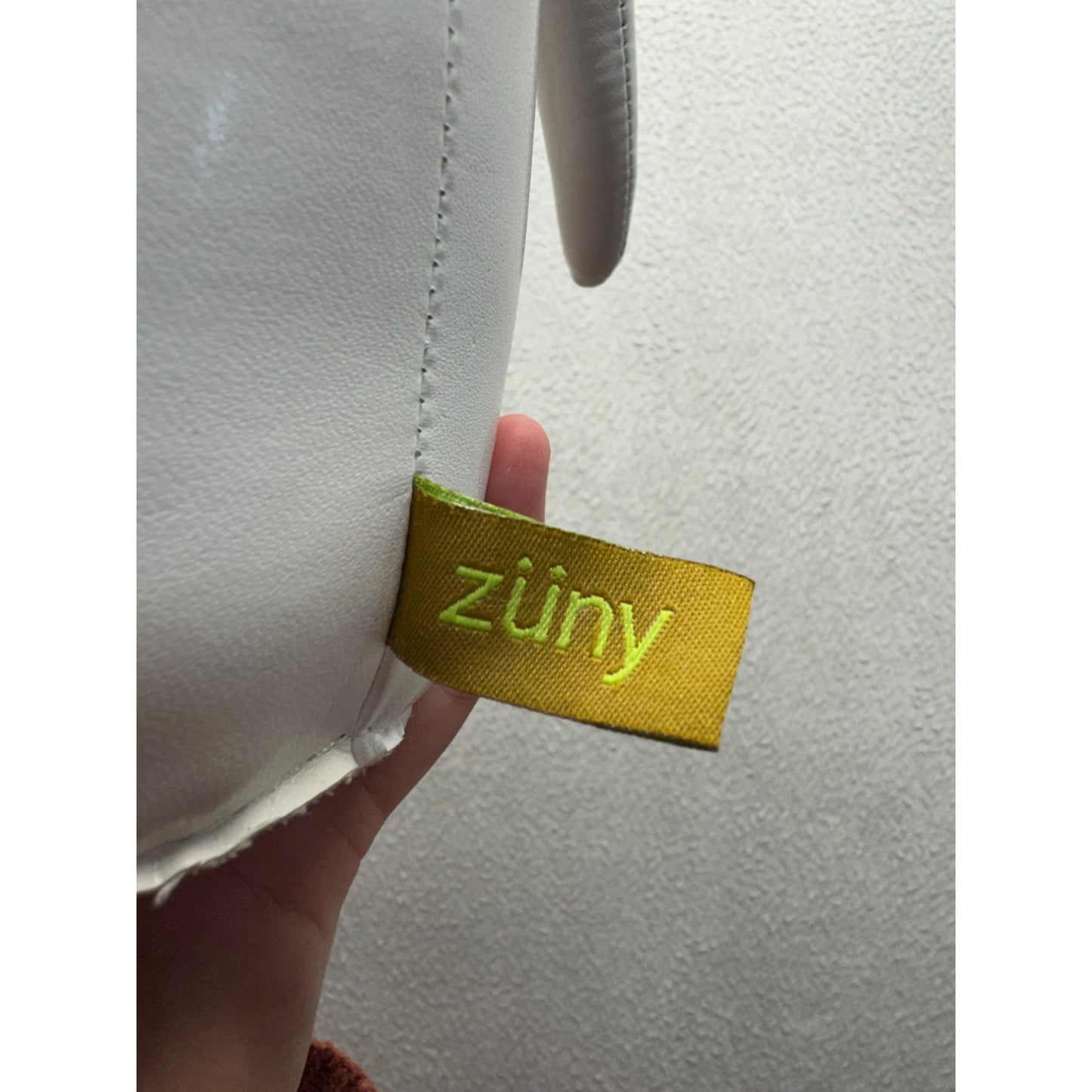 Züny Penguin Doorstop White Faux Leather Handmade Polyester Fiber Weighted 71B