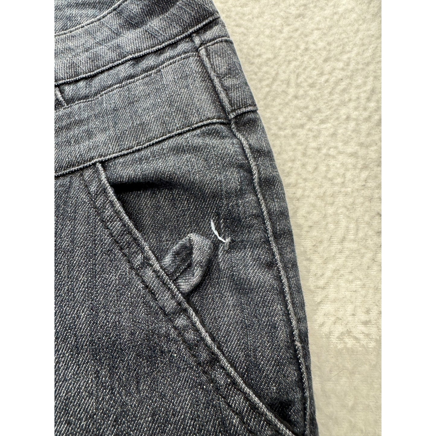 Bella Vida Dark Wash Denim Capri Pants Size 14P Cotton Blend Roll Cuff #9252
