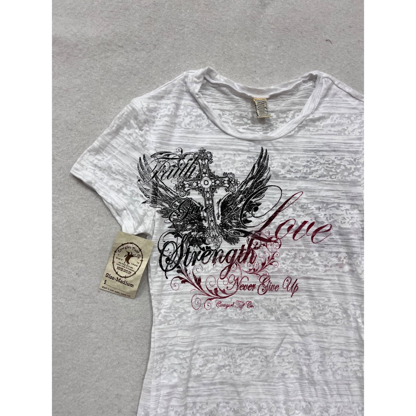 Medium White Graphic Tee By Remnant By Ck #134A
